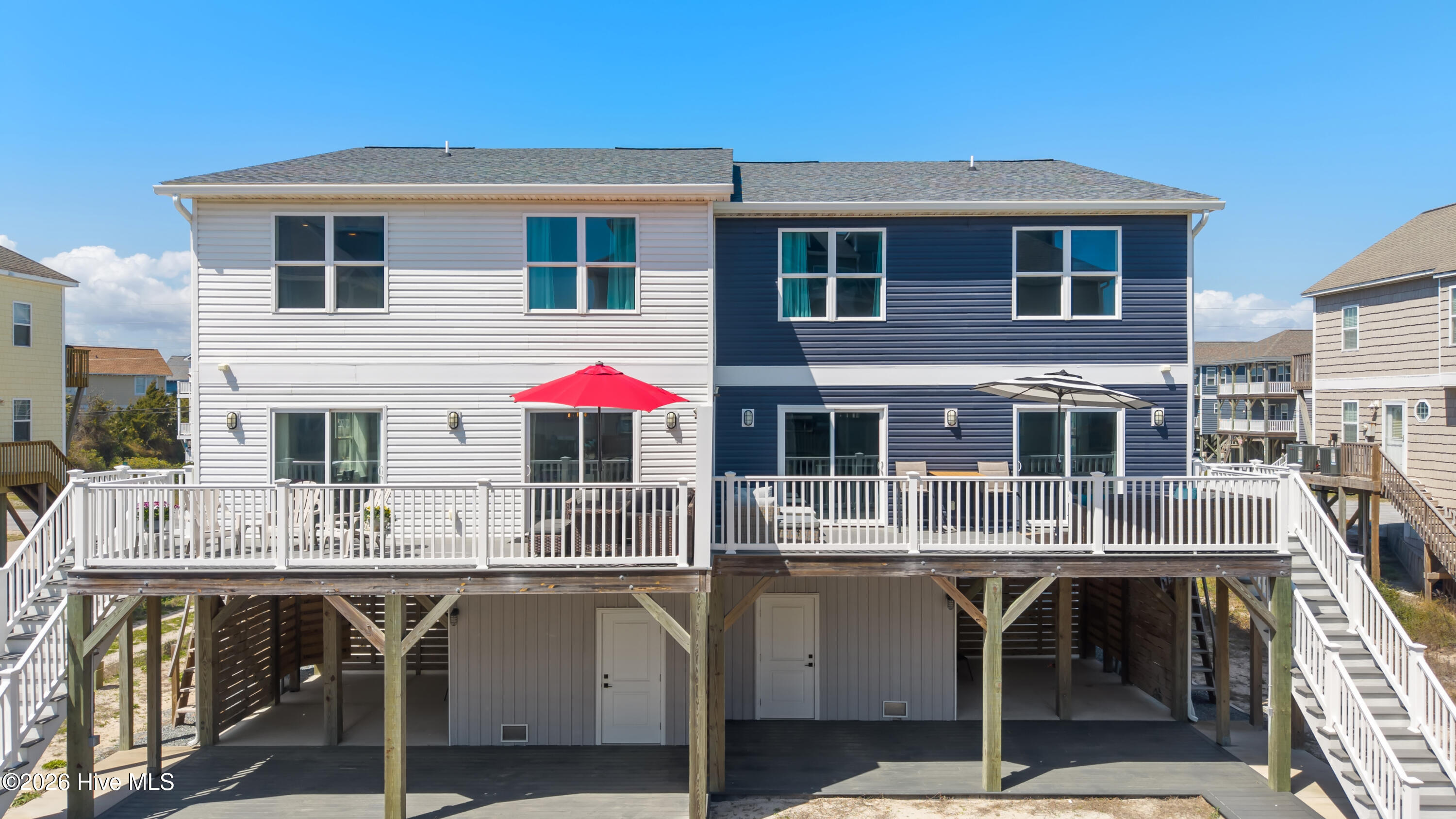 100564828 | Photo 43