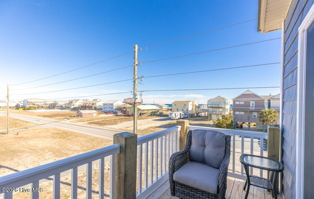 100567605 | Photo 18