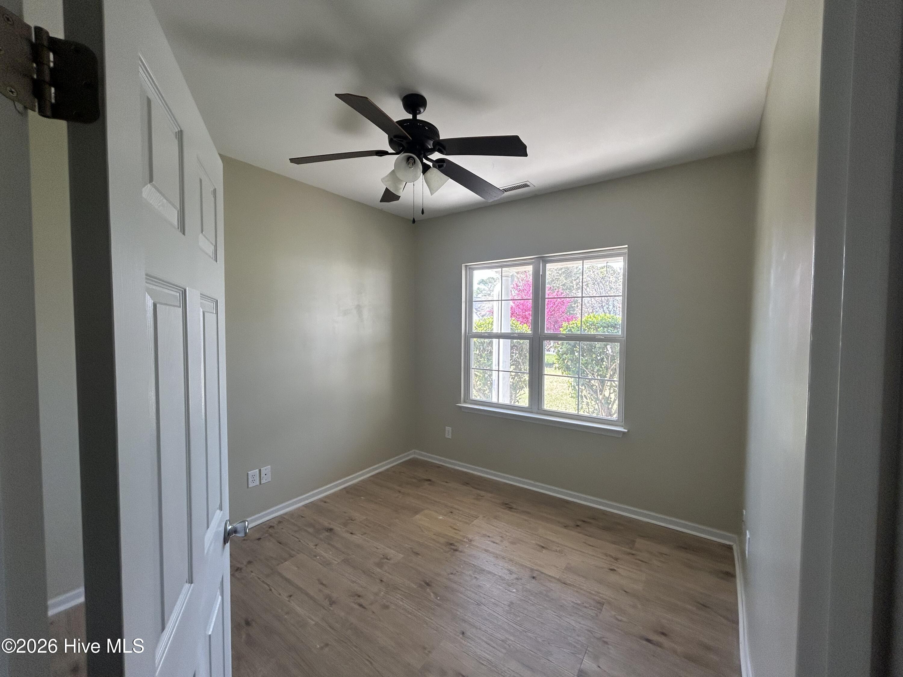 100556646 | Photo 29