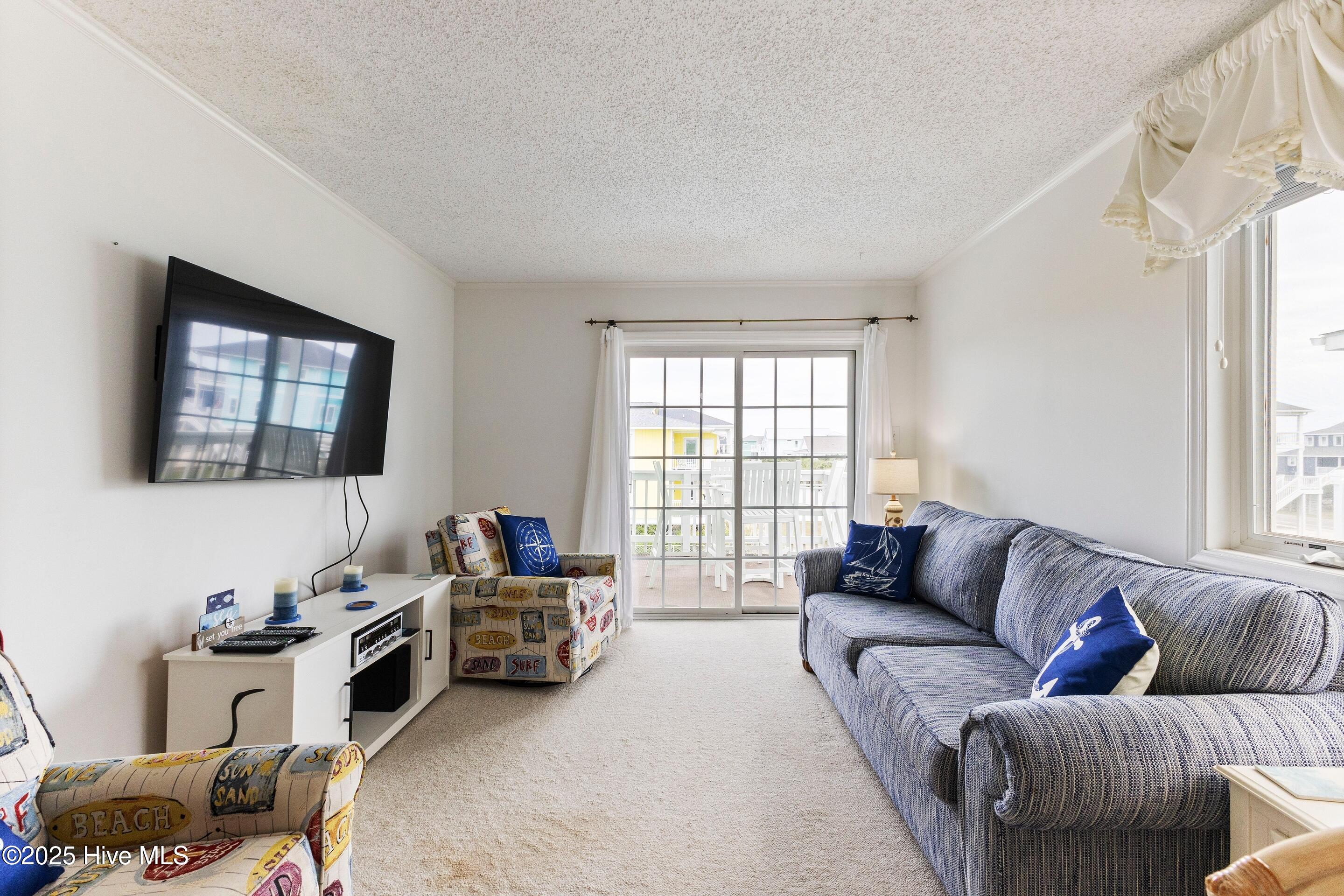 100535531 | Photo 25