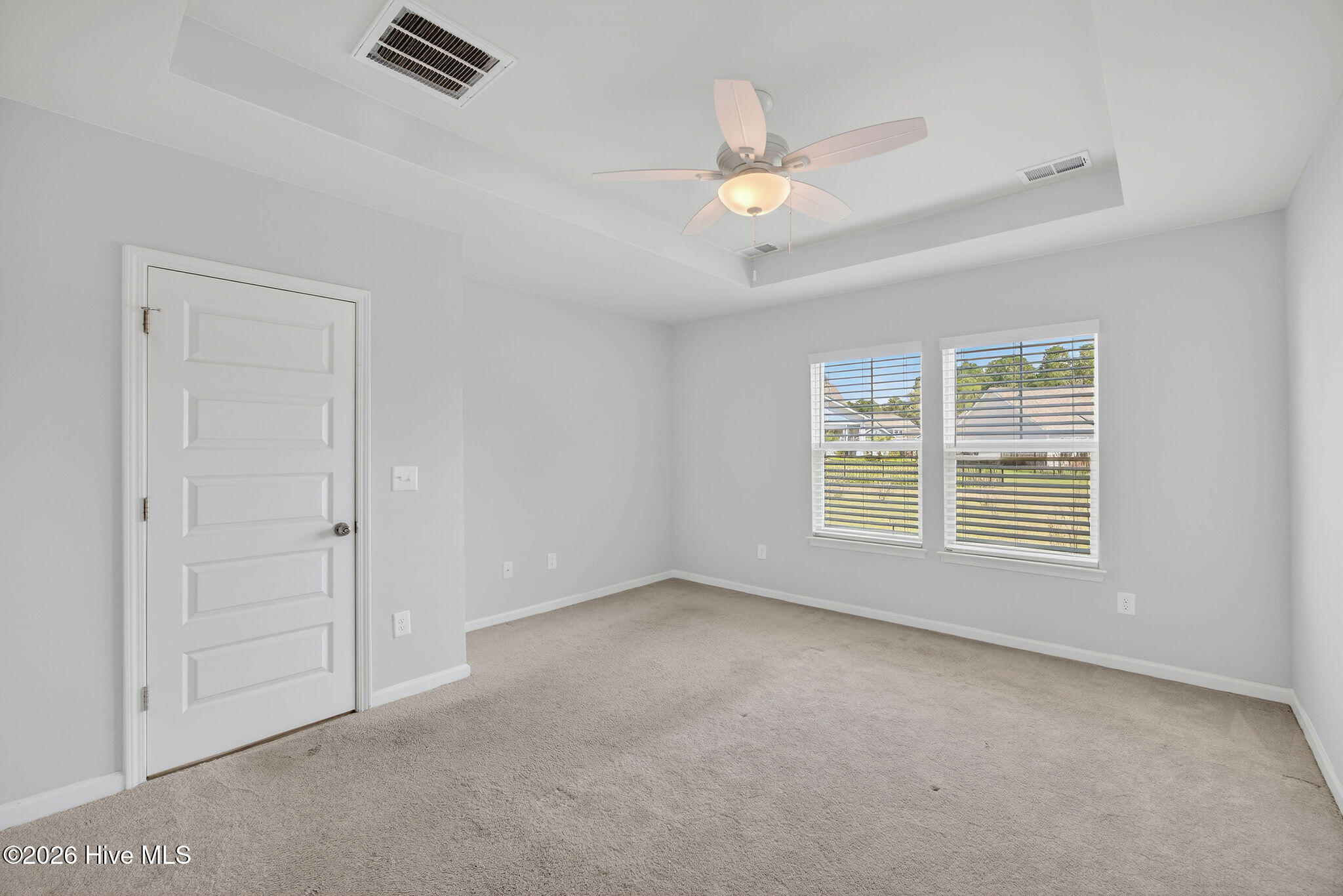 100561560 | Photo 21