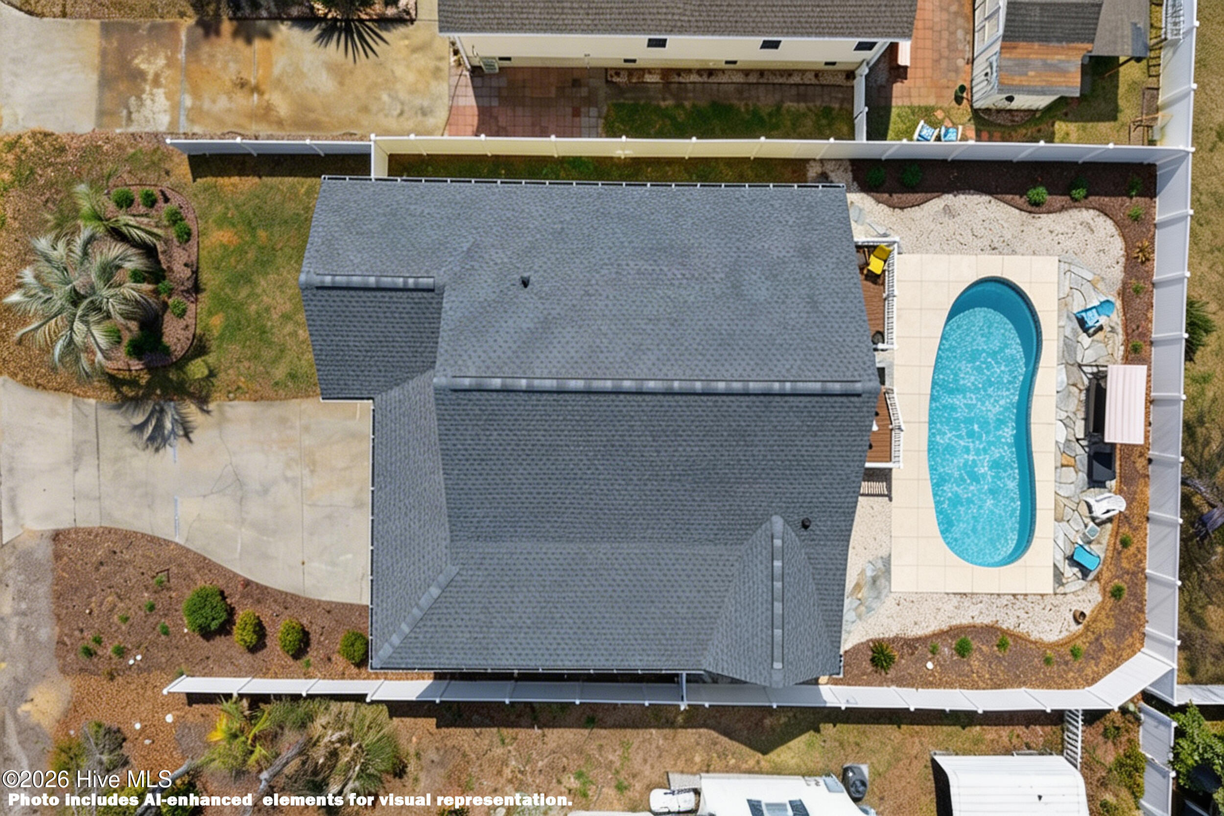 100564508 | Photo 58