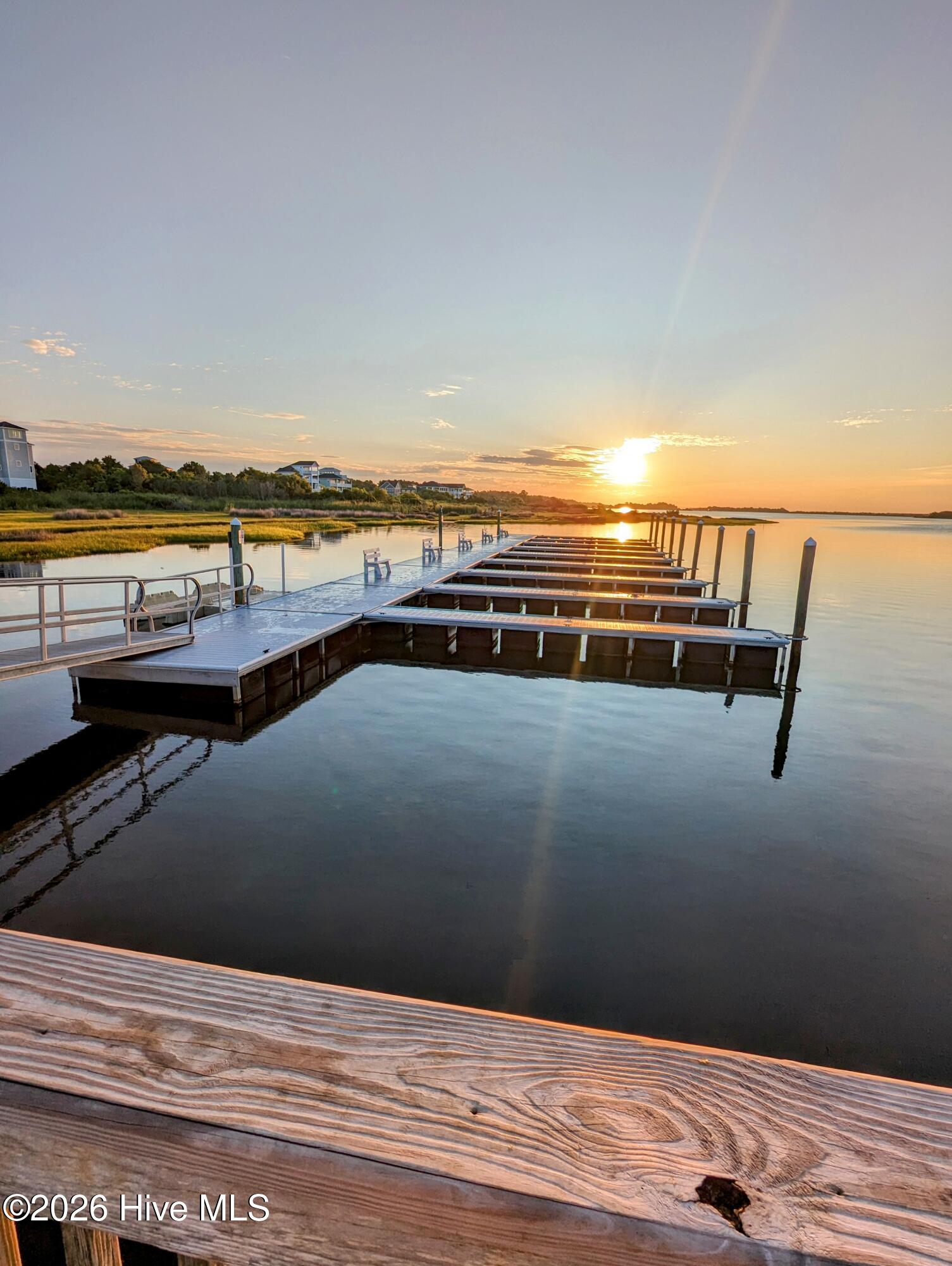 100555178 | Photo 35