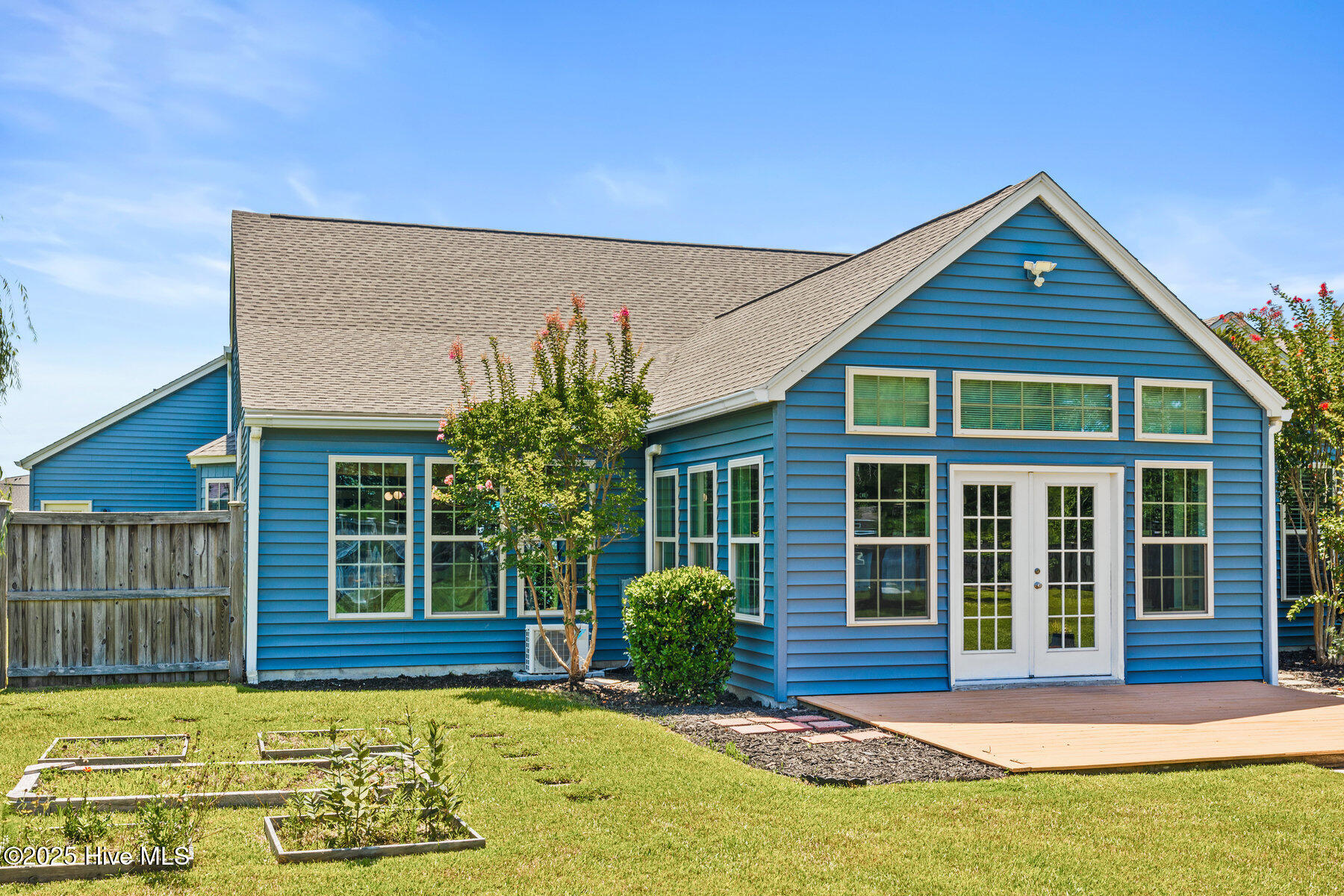 100521080 | Photo 38