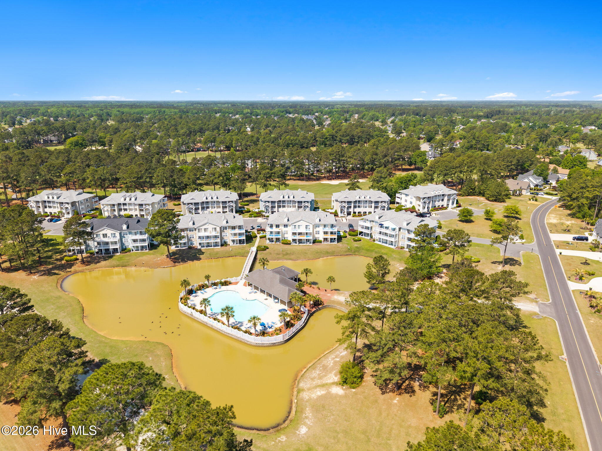 100567876 | Photo 36