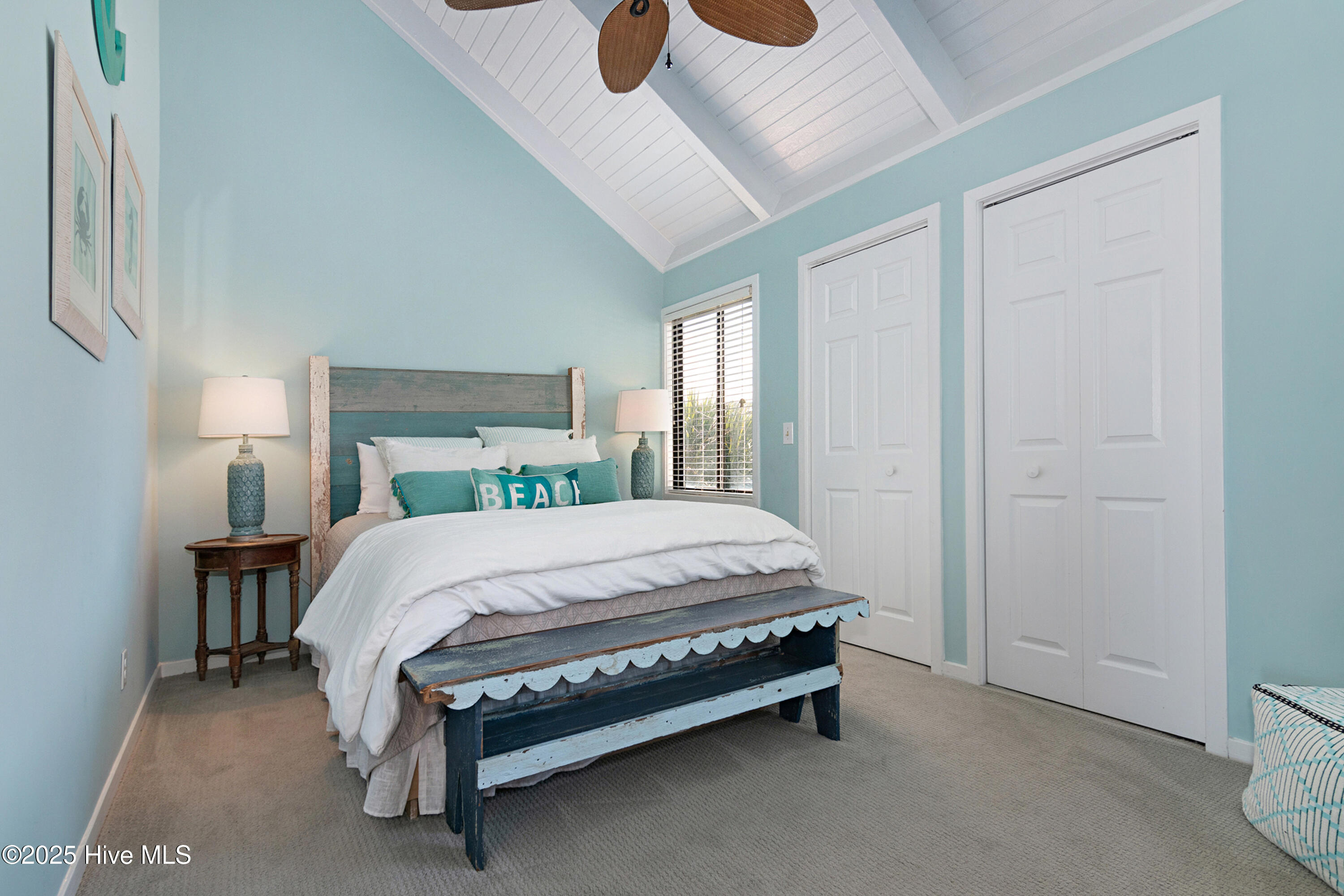 100526215 | Photo 33