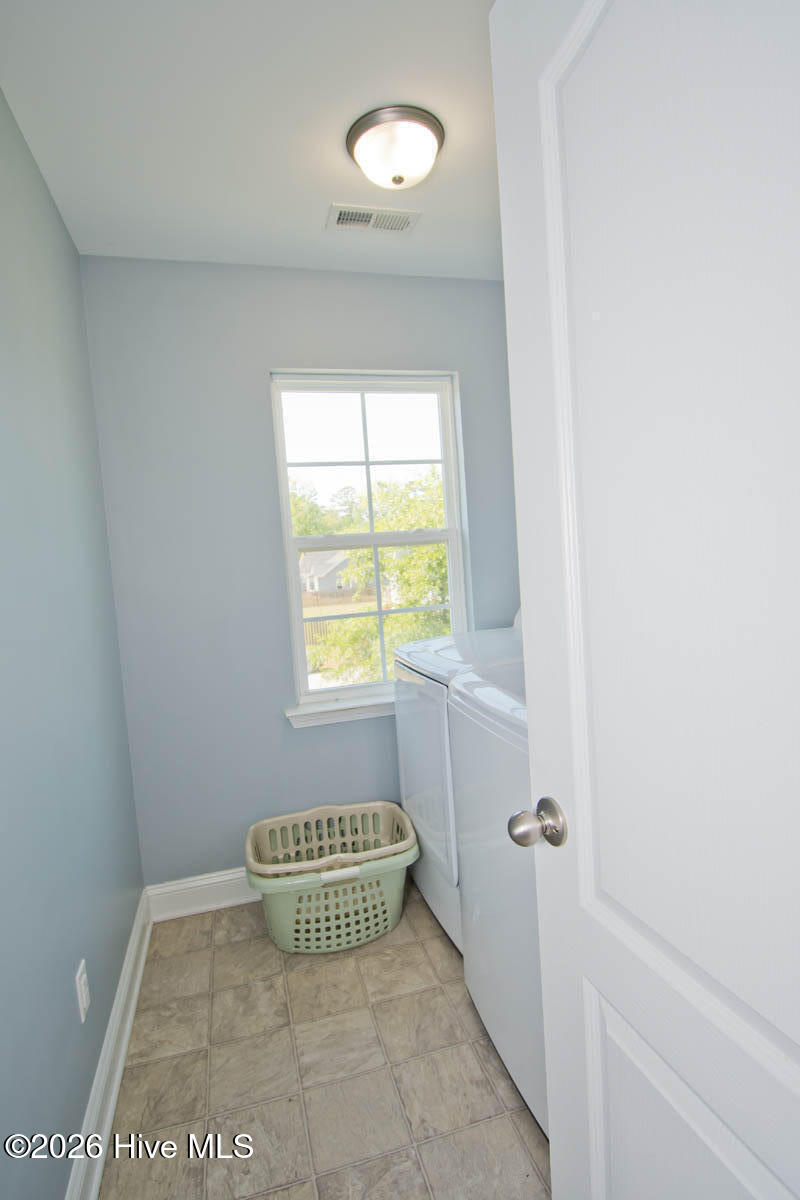 124 Waterford Way,Maysville