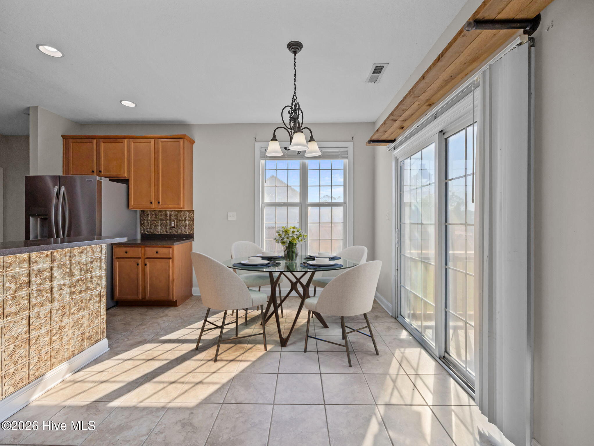 118 Farmington Drive, Richlands, NC 28574 – photo 16: Kitchen