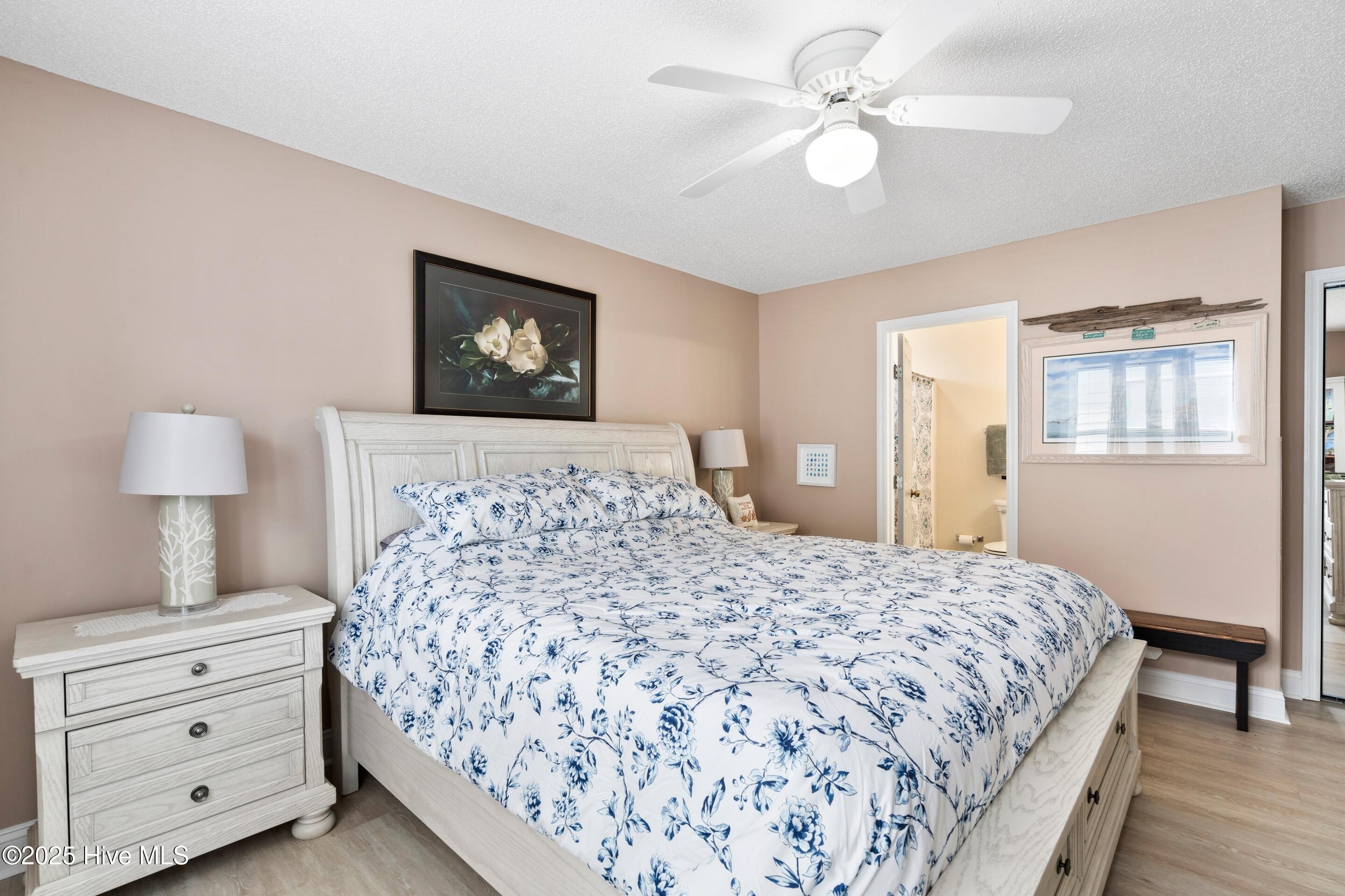 100531719 | Photo 18