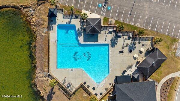 100556349 | Photo 48