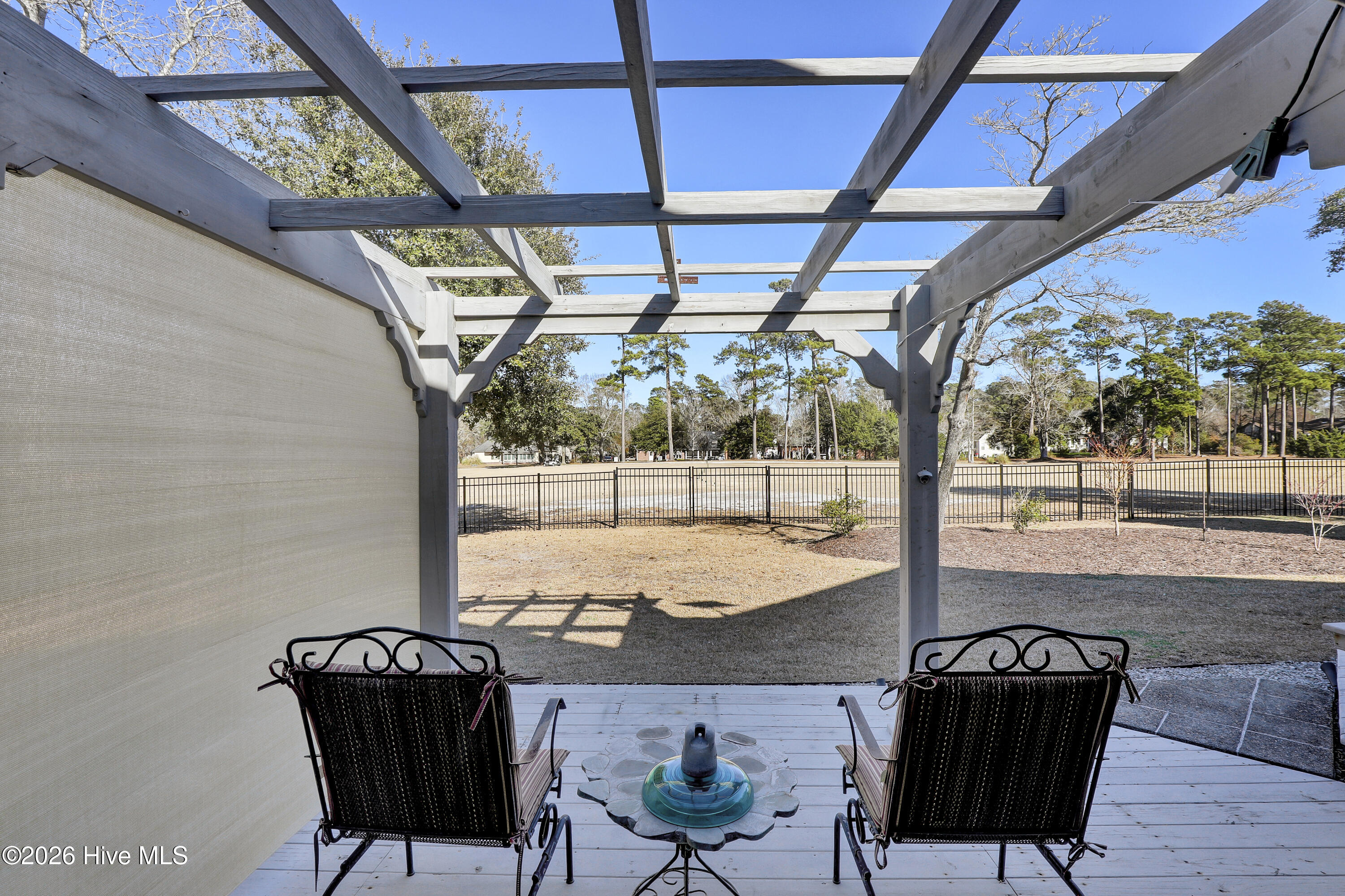 100548794 | Photo 28