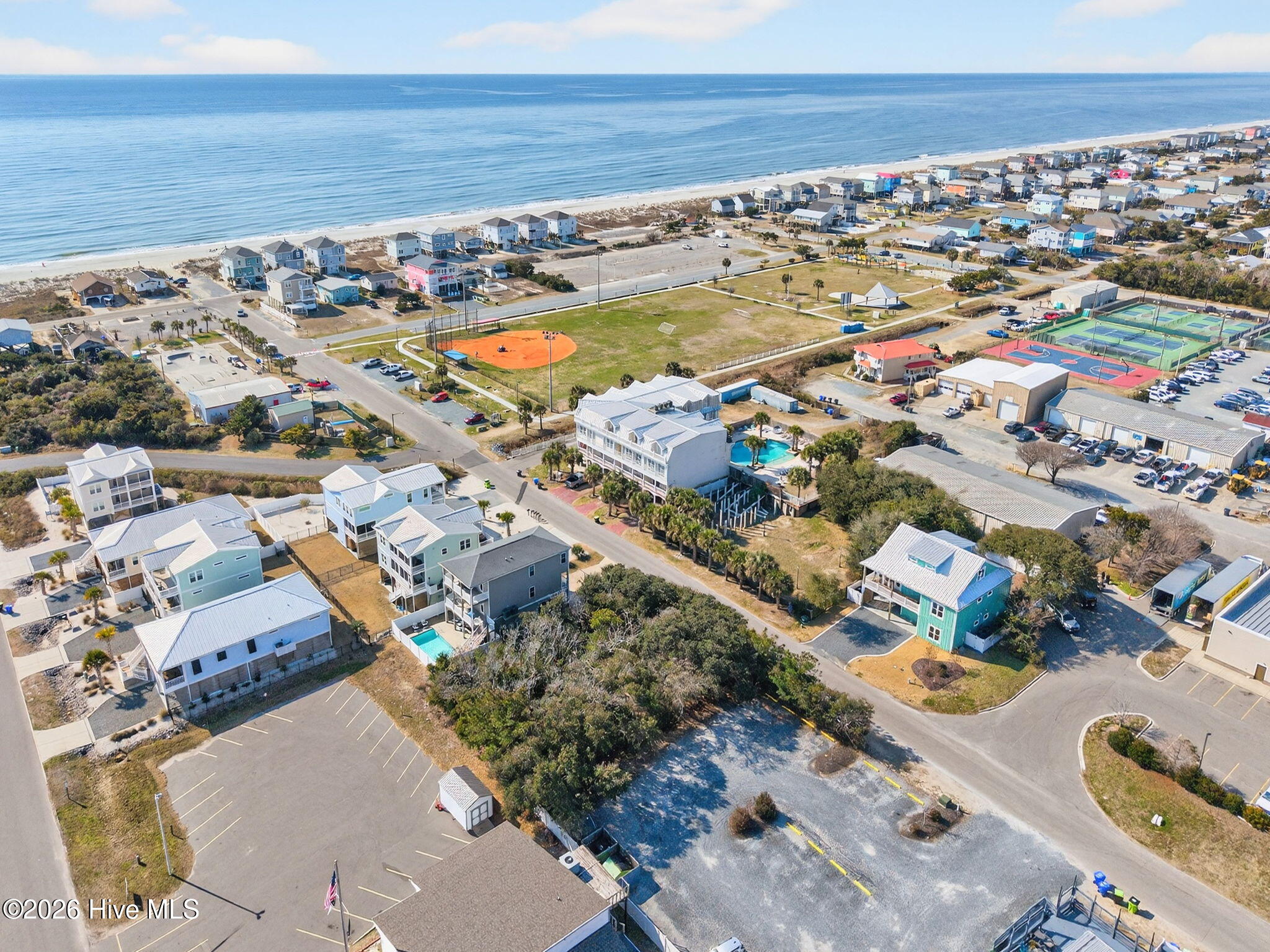 100553914 | Photo 10