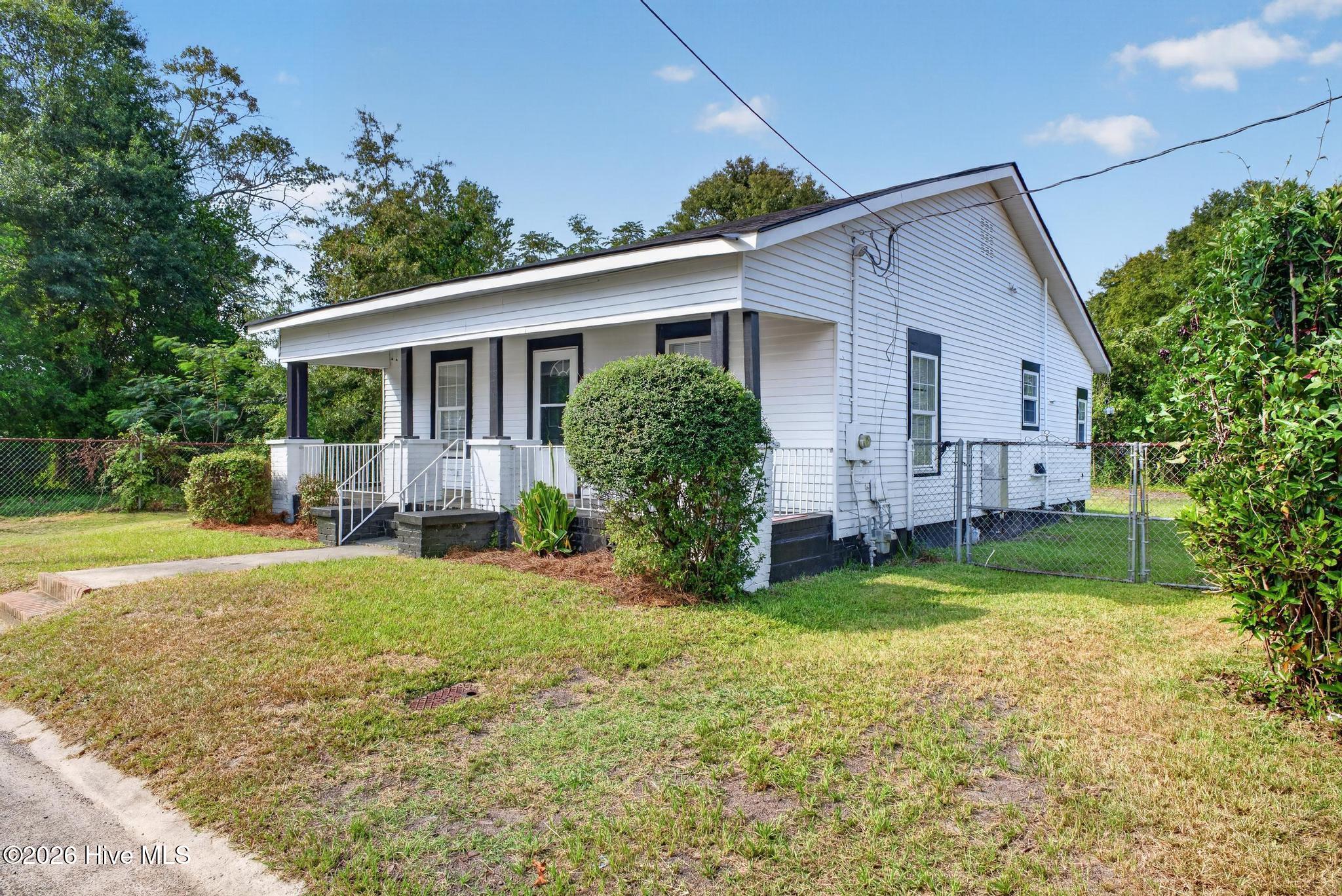 Photo 3 of Single family home for sale at 1426 Essie Mcintyre Blvd, Augusta, GA 30901 | MLS# 100605166 | Listing updated on 2026-09-21