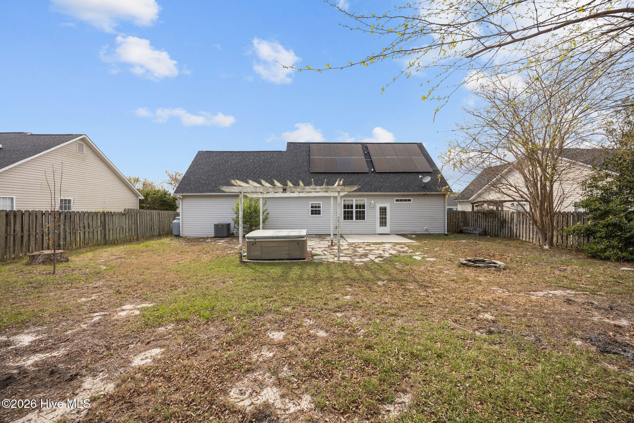 100563147 | Photo 34