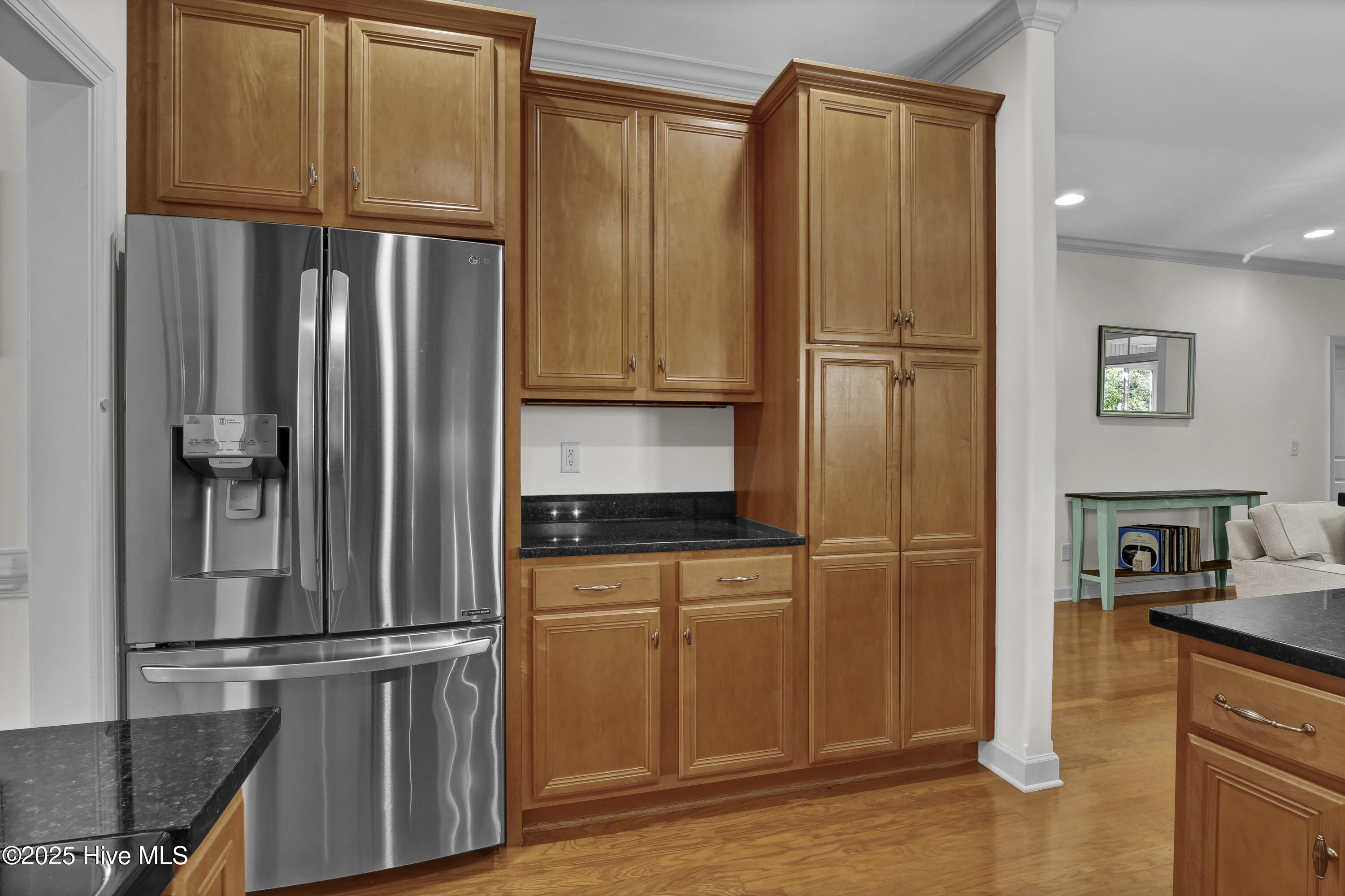 100547424 | Photo 10