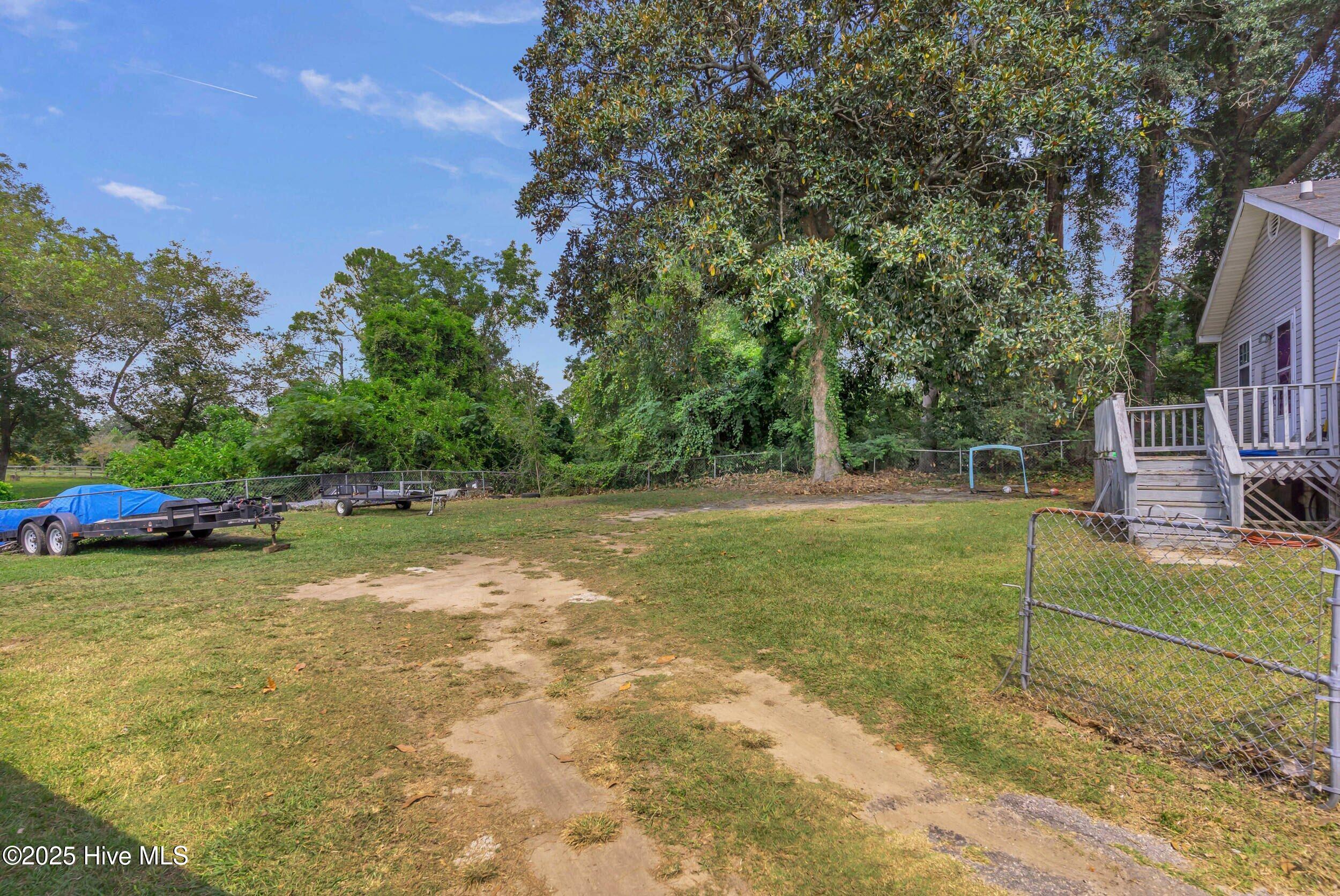 100532002 | Photo 19