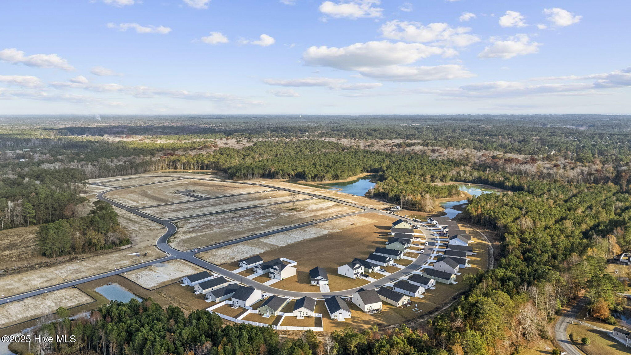 100544084 | Photo 63