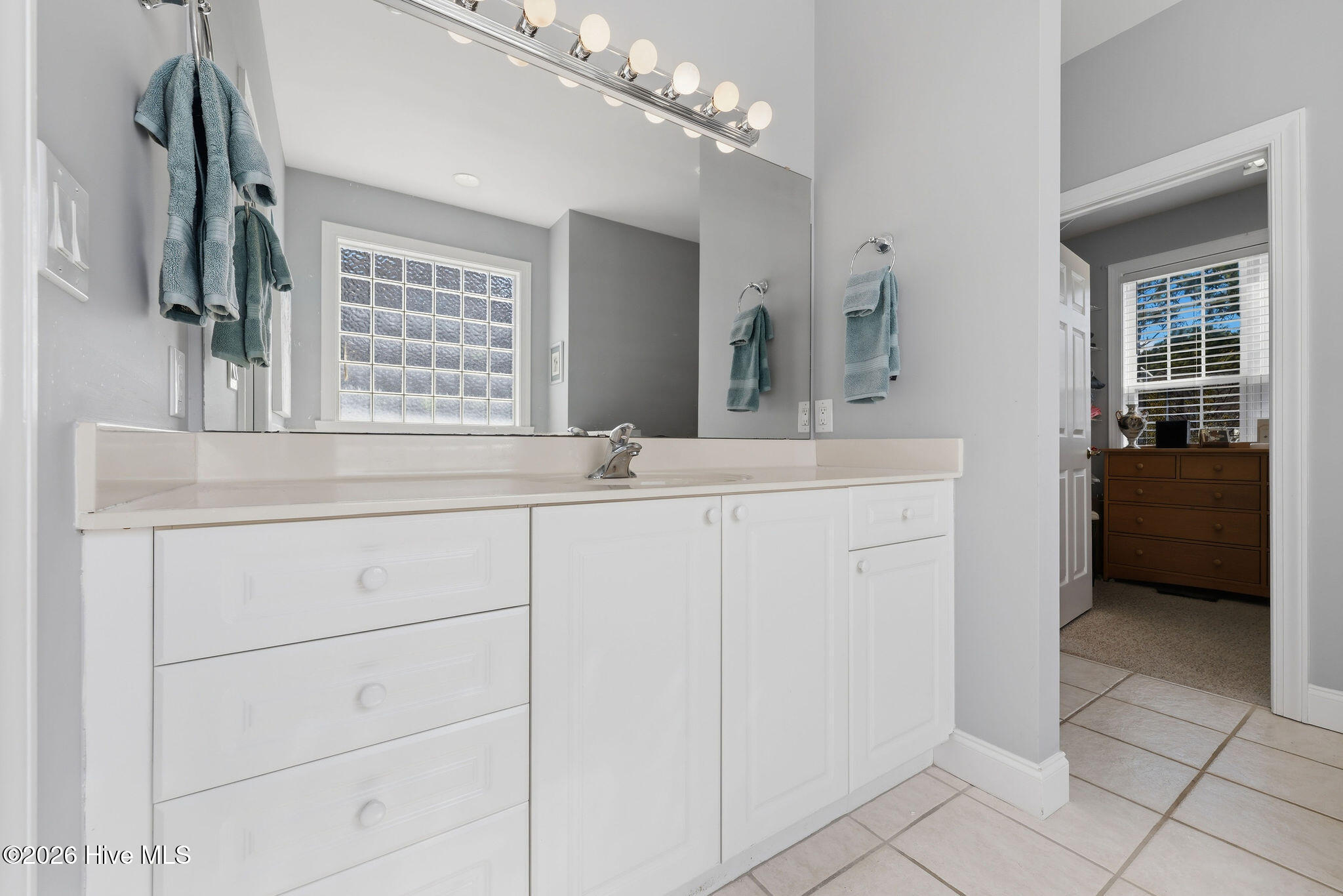 100558304 | Photo 31