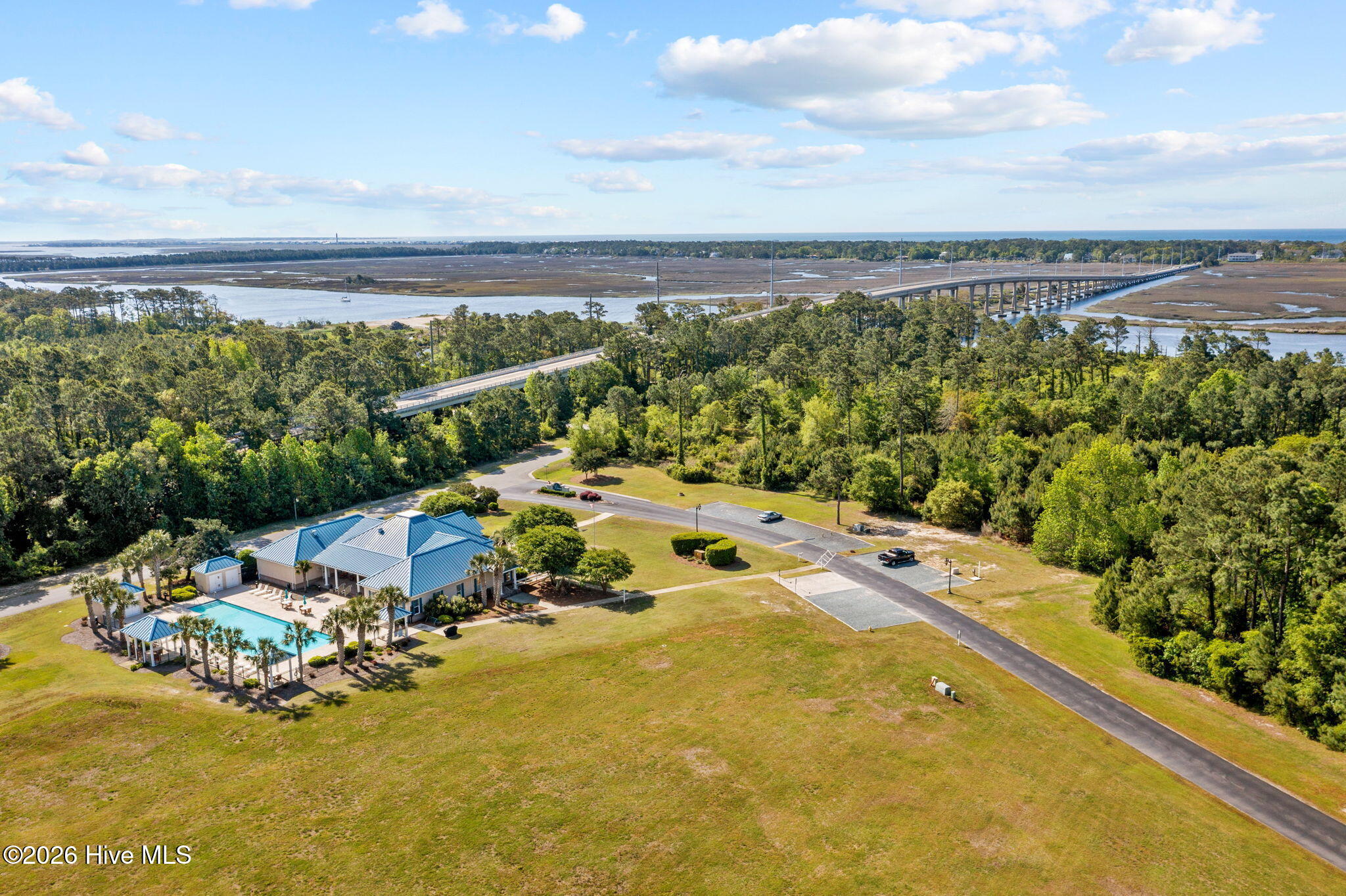 100558895 | Photo 57