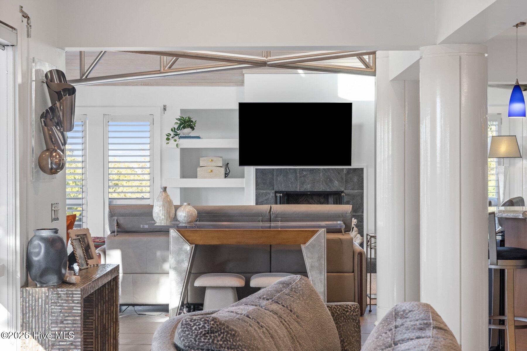 100558974 | Photo 10