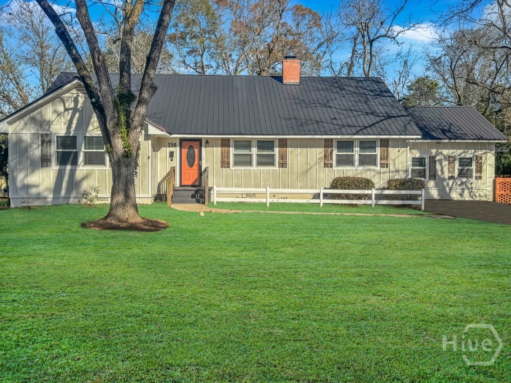 Homes for sale in Barnesville, GA | 150 Georgia Ave, Barnesville, GA 30204 | MLS# SA344475