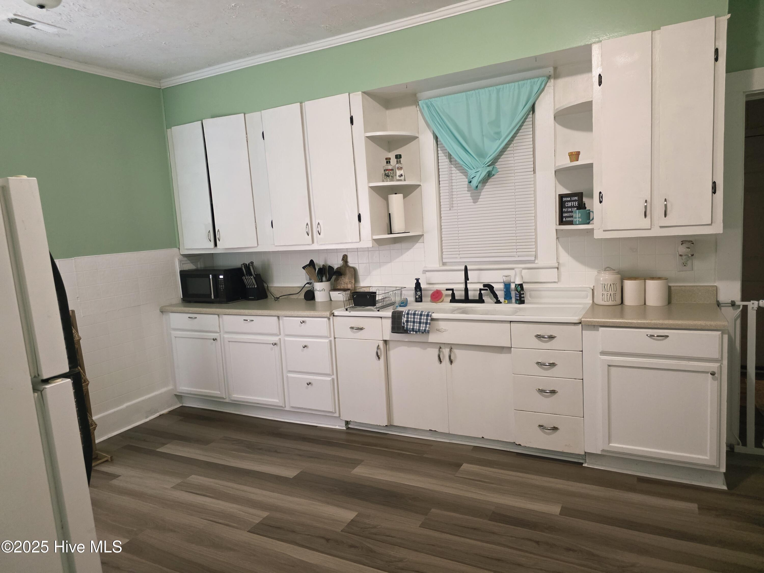 100533027 | Photo 13