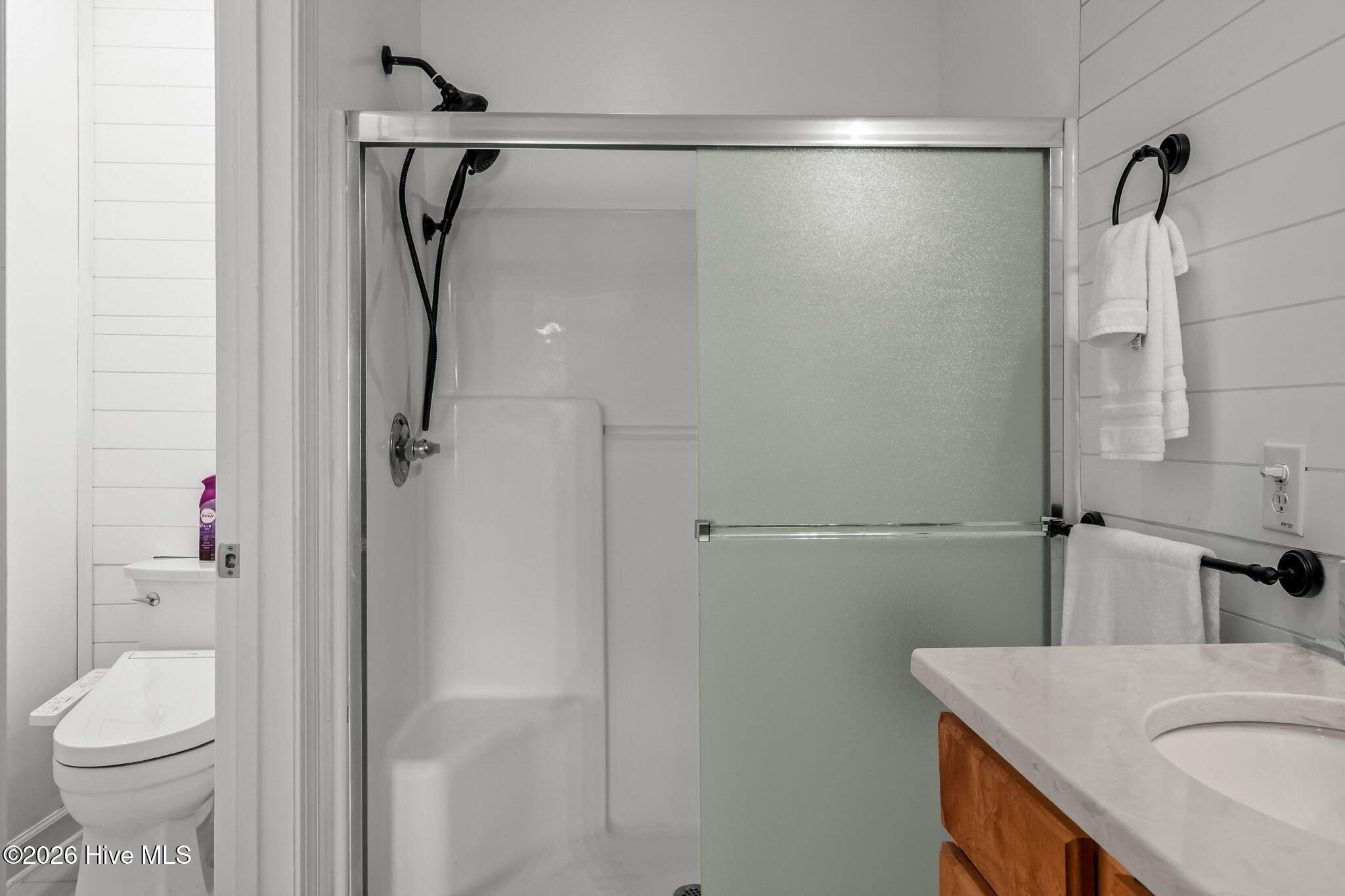 100568438 | Photo 29