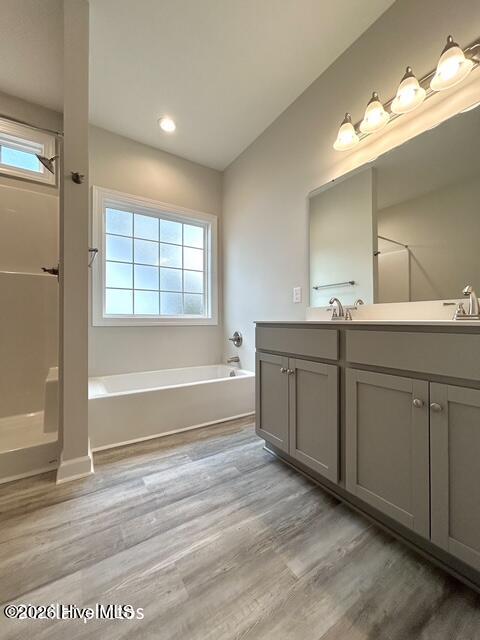 100562503 | Photo 15