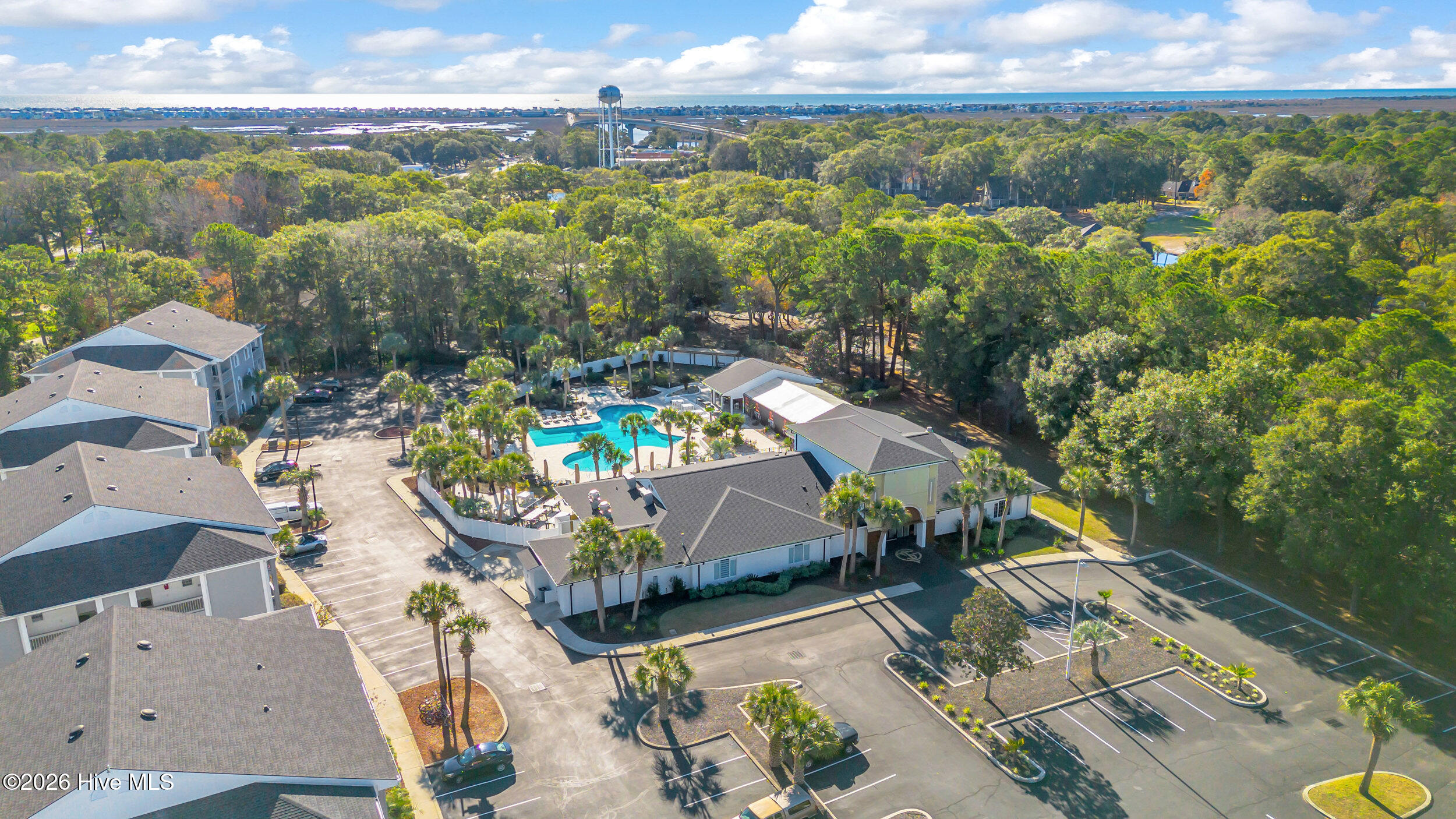 100564154 | Photo 57