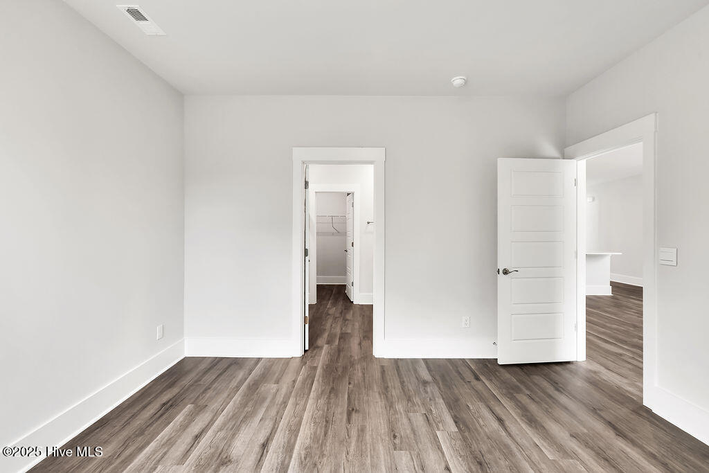 100539304 | Photo 16