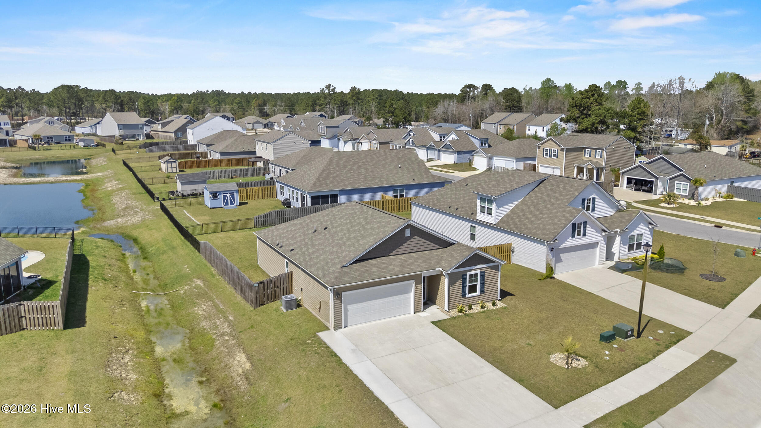 100562687 | Photo 13