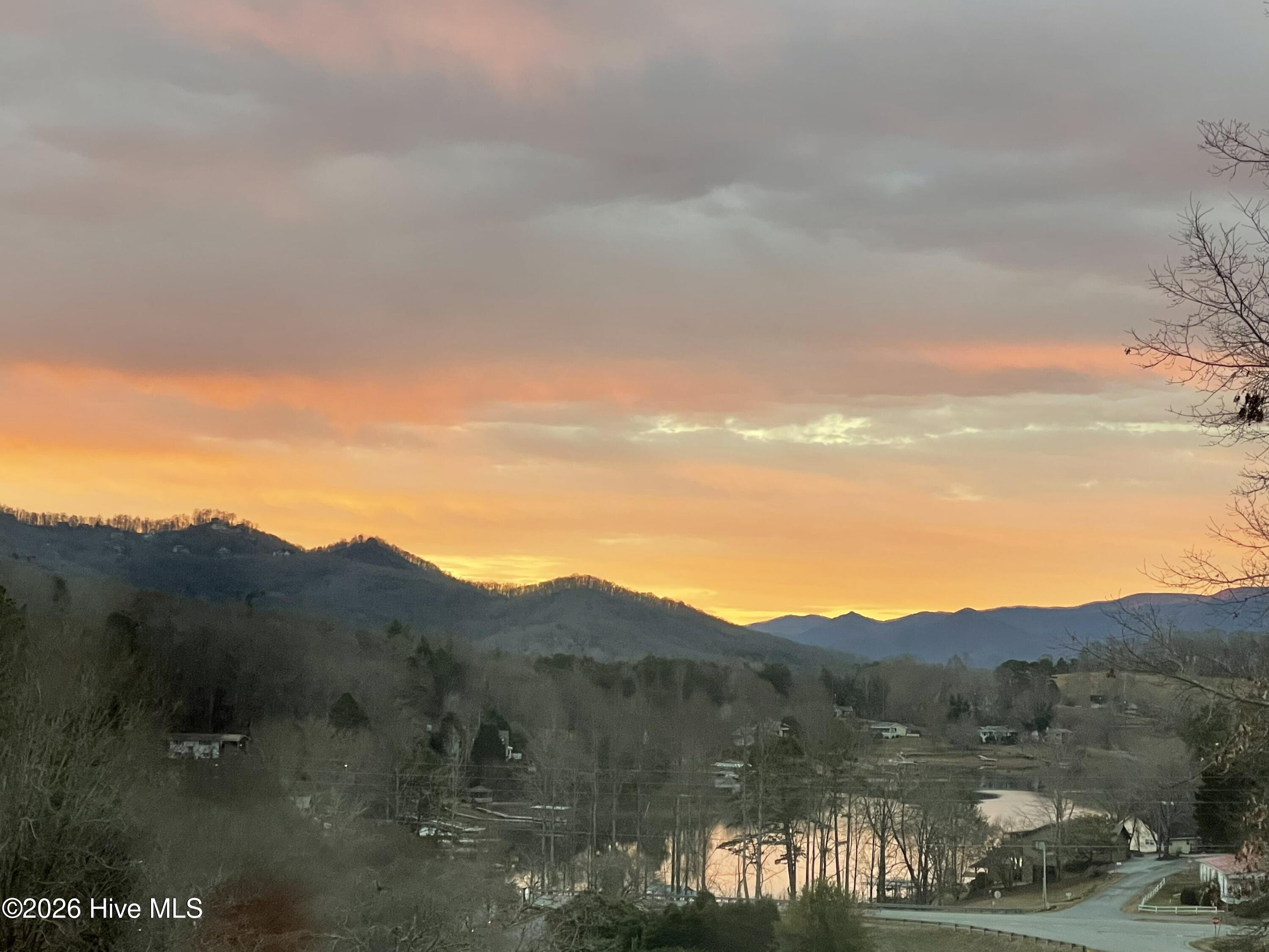 68th image of 193 Mountain Harbour Dr, Hayesville, NC 28904 | MLS# 98544161