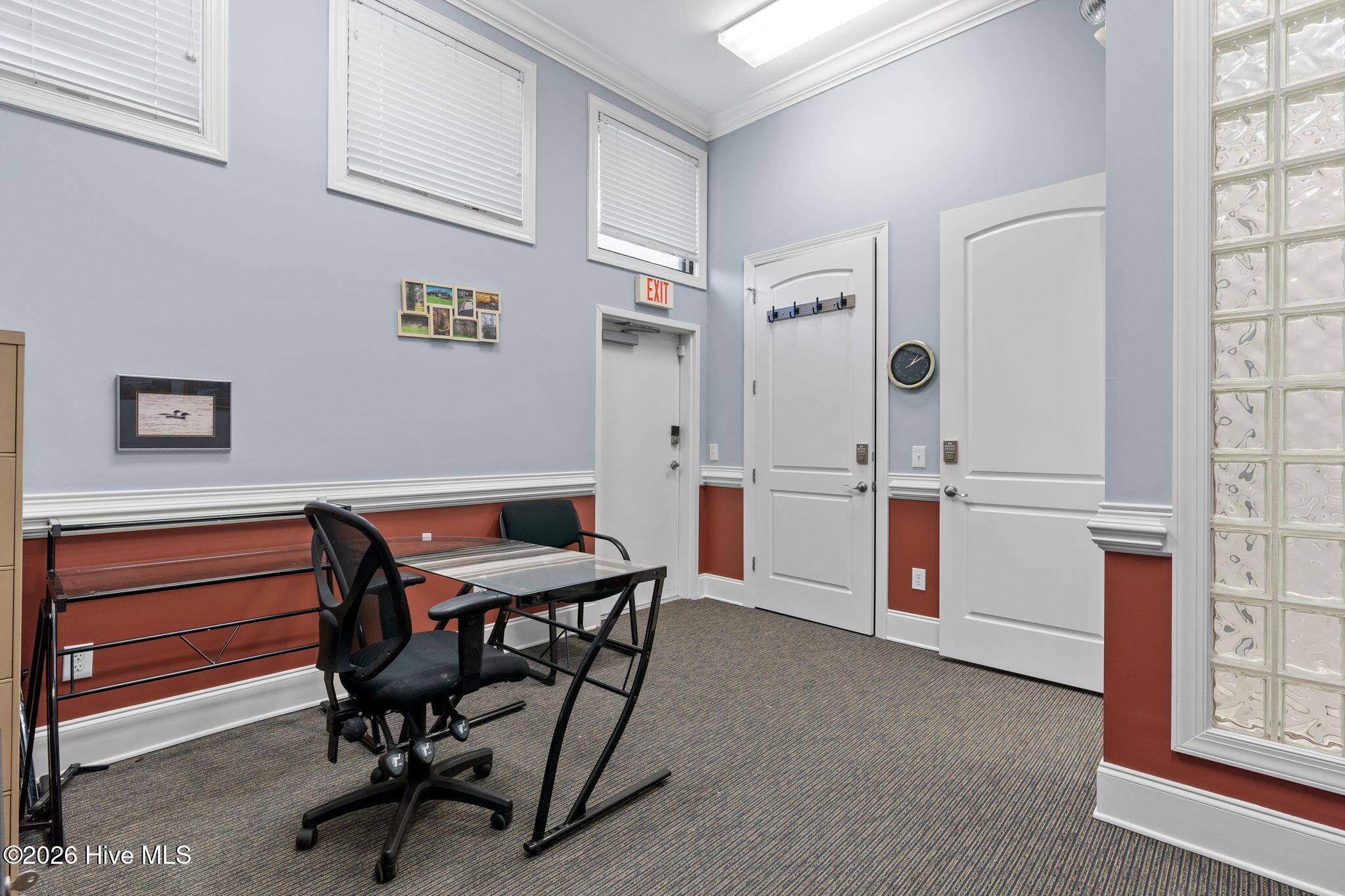 100555009 | Photo 10