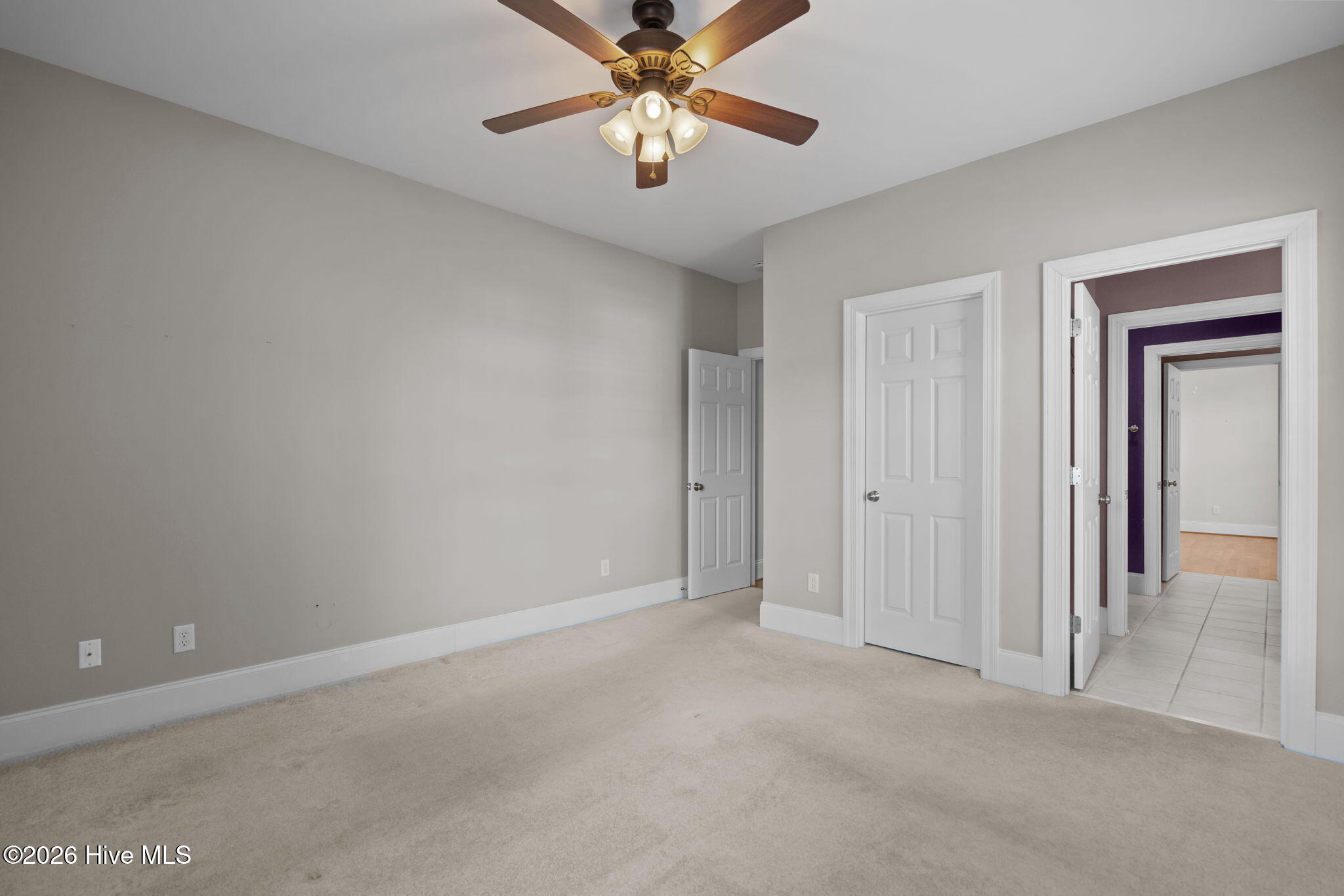 100552731 | Photo 45