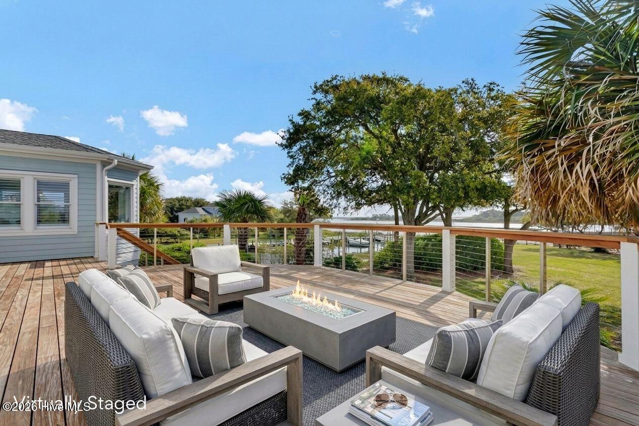 100563942 | Photo 30