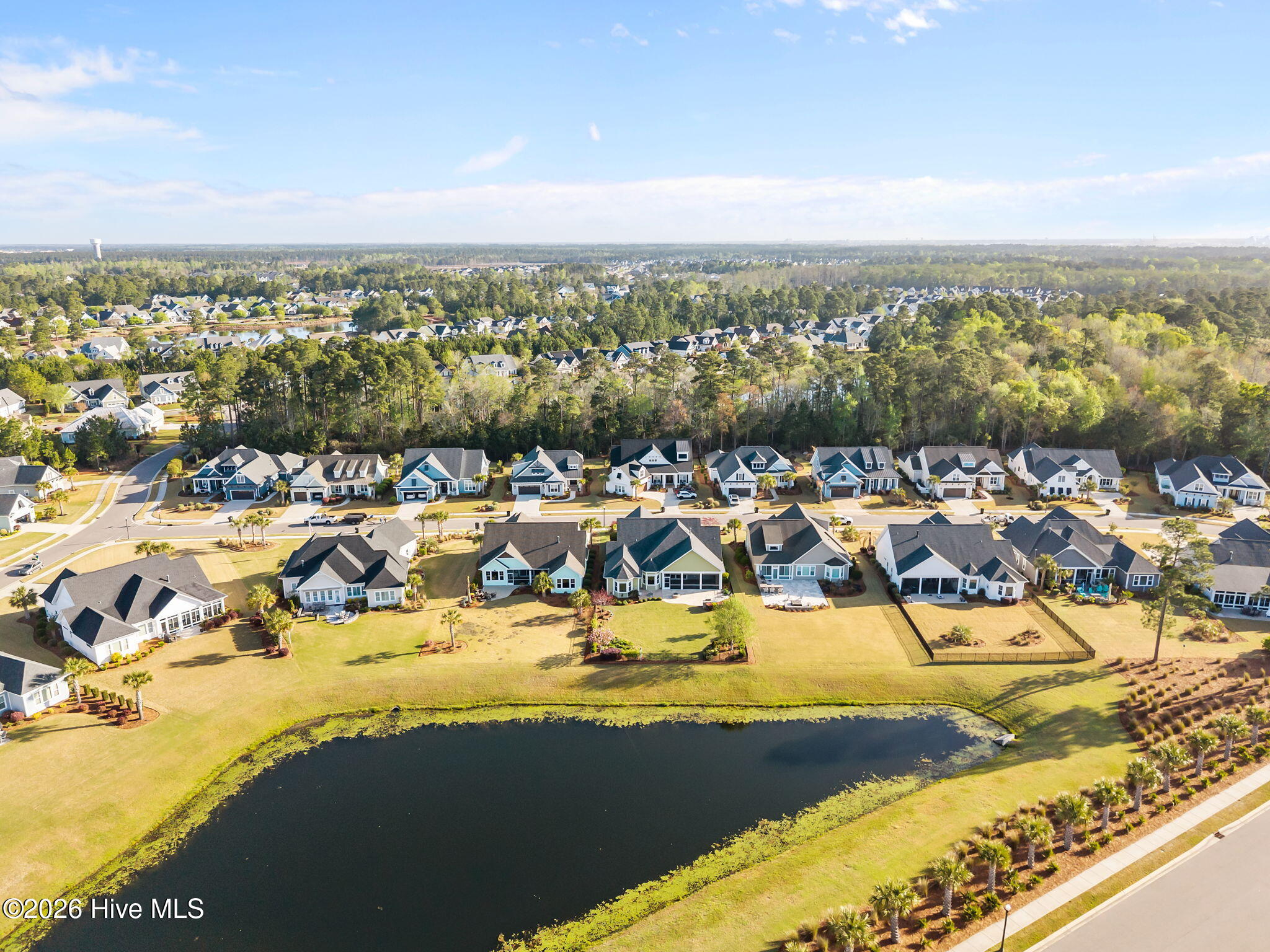 100566700 | Photo 49