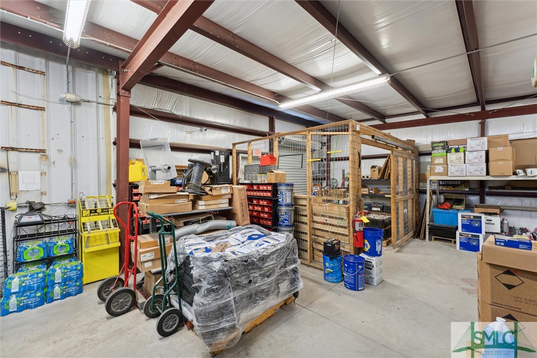 1564 Dean Forest Road, Savannah, GA, 31408