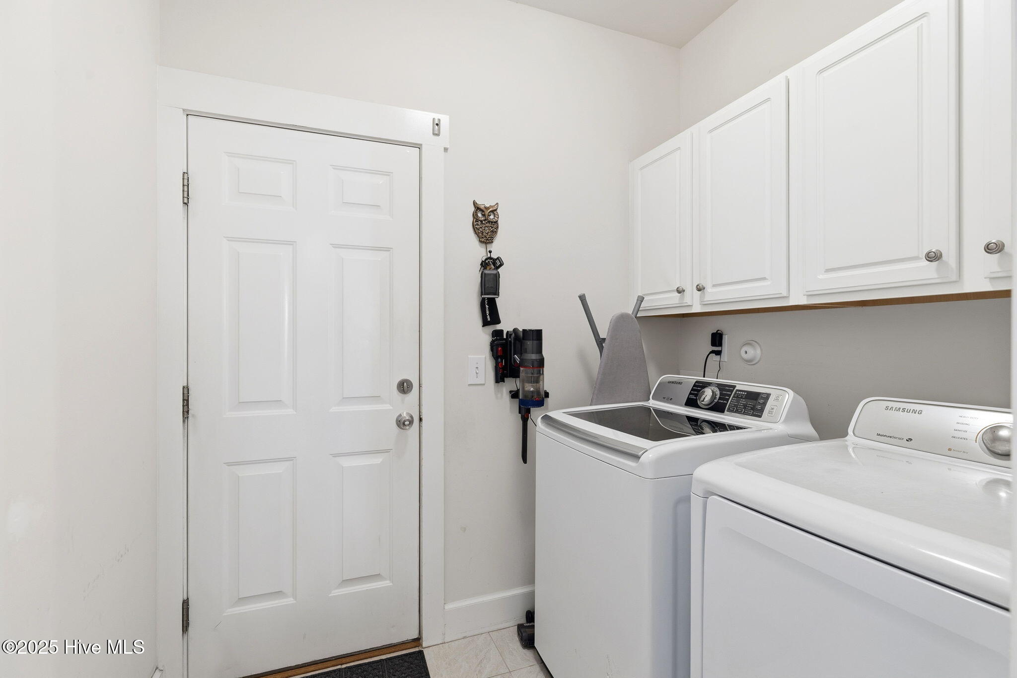 100540191 | Photo 42