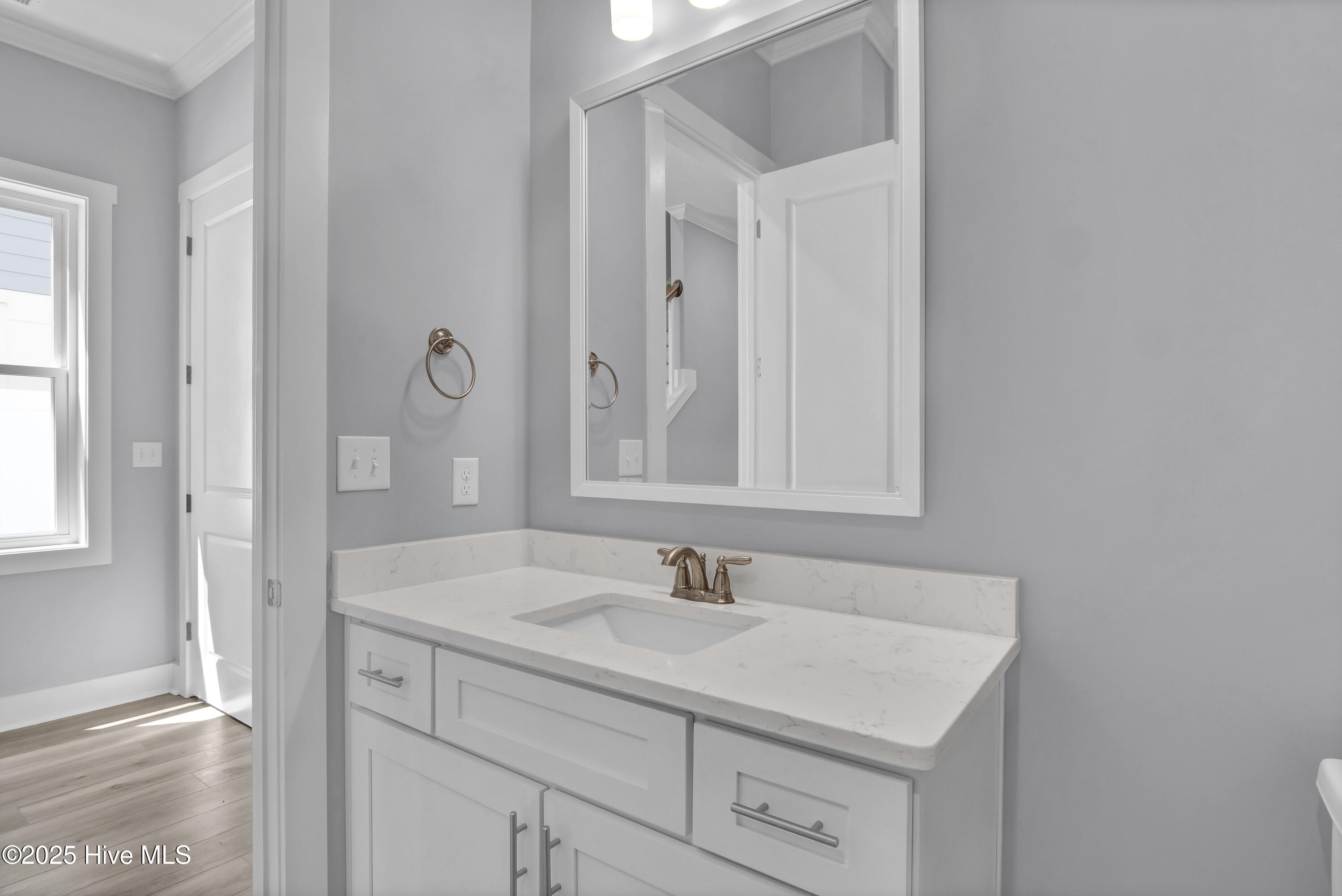 100479078 | Photo 26