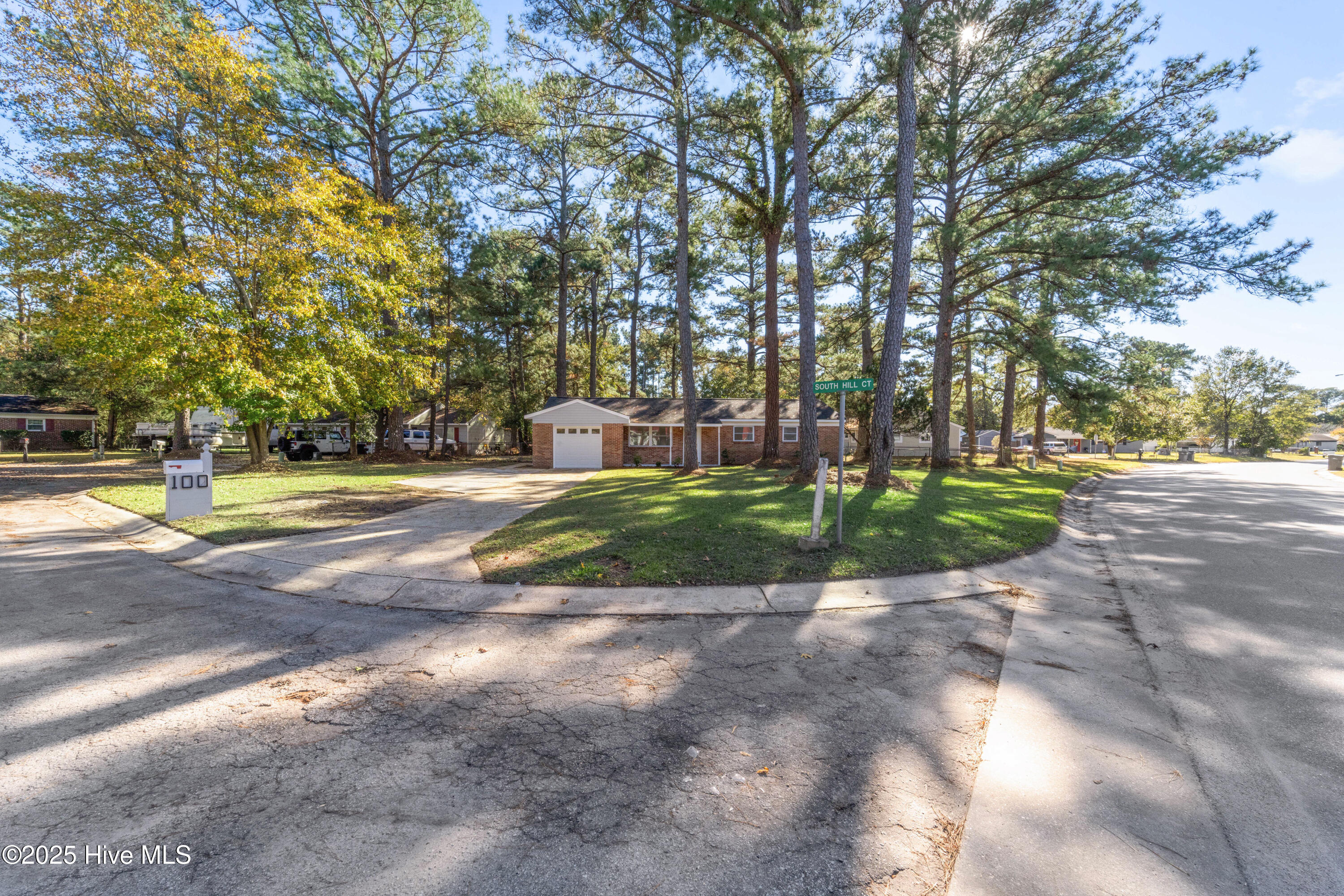 100 S Hill Court, Jacksonville, NC 28540 – photo 3: DSC03182