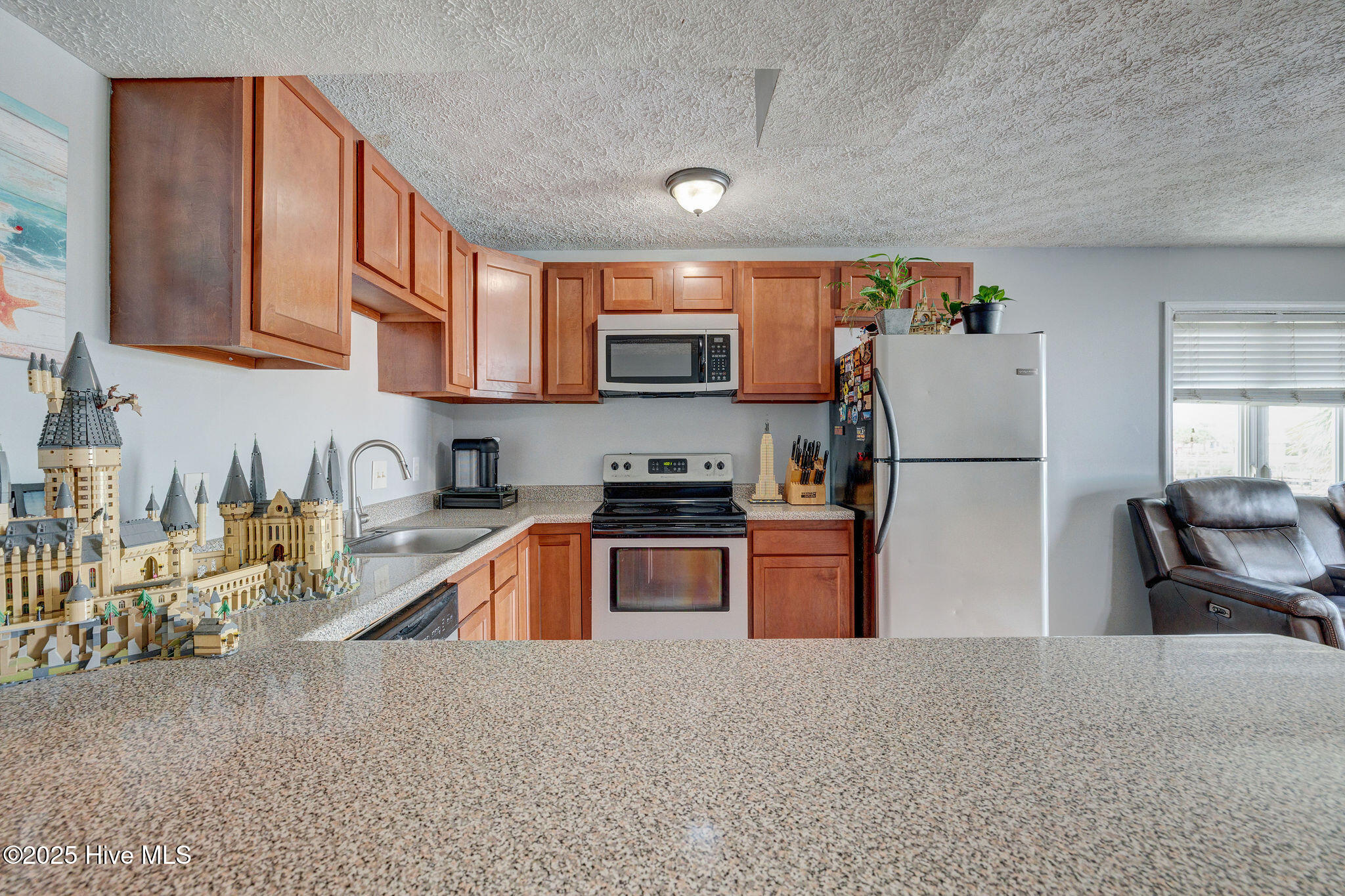 501 Canal Drive Apt A, Carolina Beach, NC 28428 – photo 16: 501CanalDriveUnitA-19