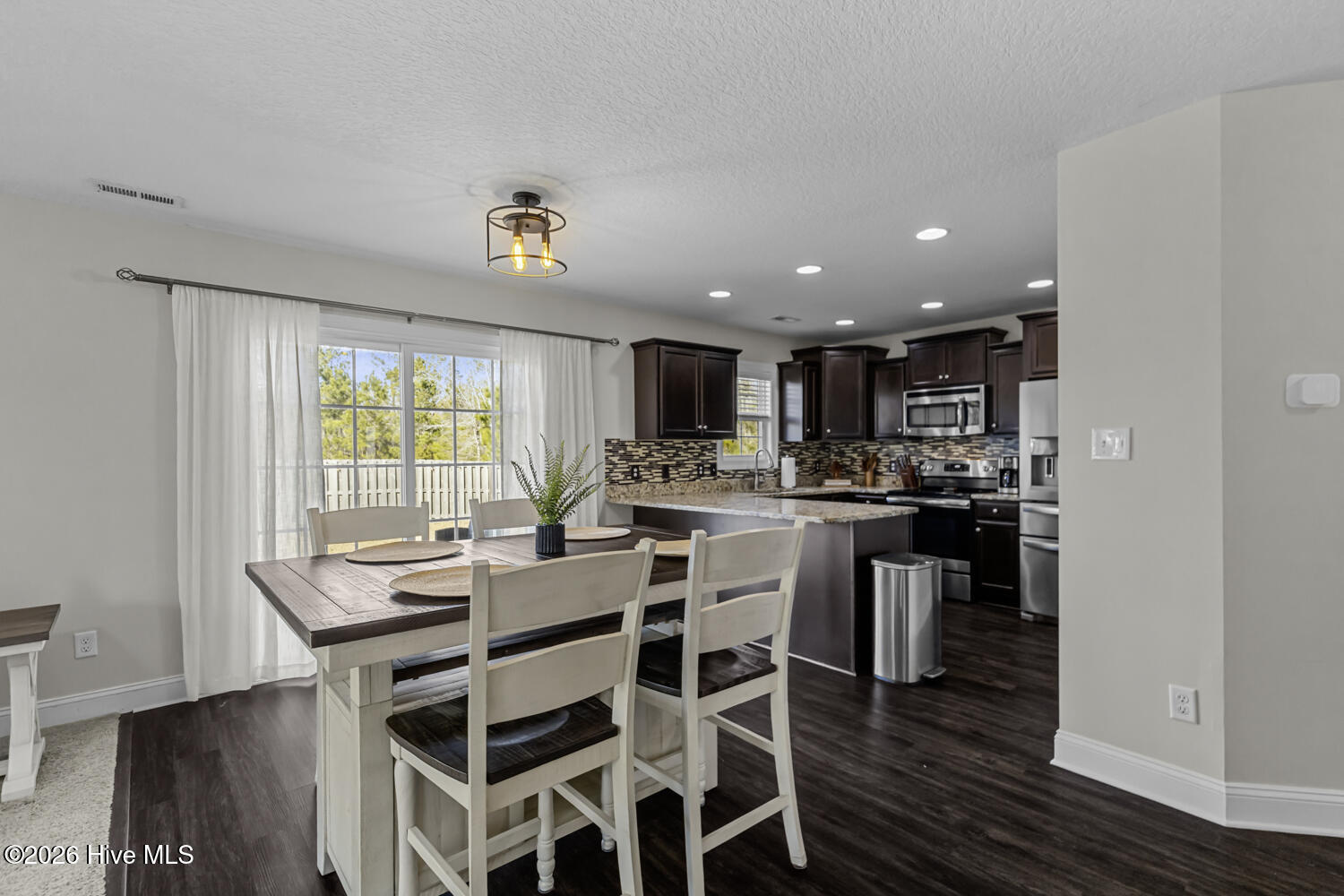 100552238 | Photo 17