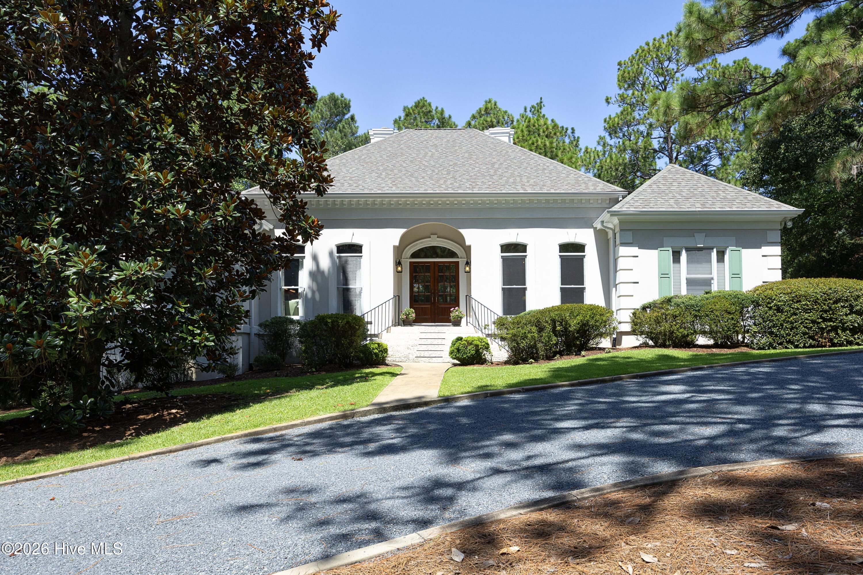 Photo 4 of Single family home for sale at 150 Quail Holw Dr, Pinehurst, NC 28374 | MLS# 100600964 | Listing updated on 2026-09-03