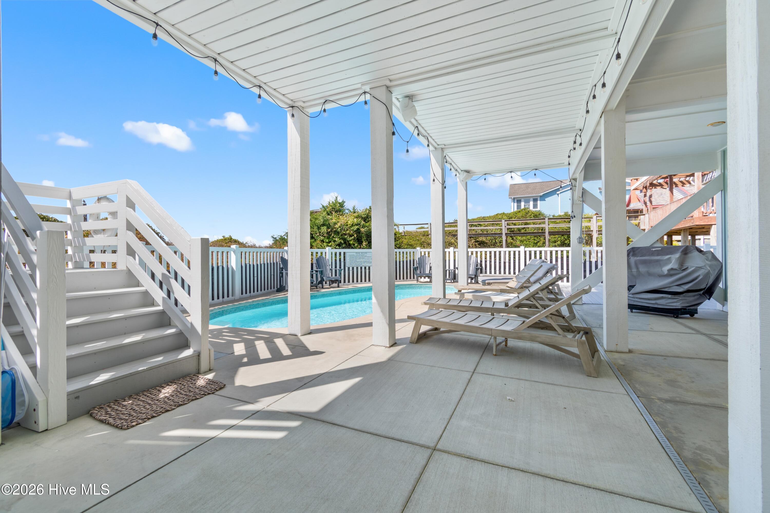 243 Ocean Boulevard W, Holden Beach, NC, 28462