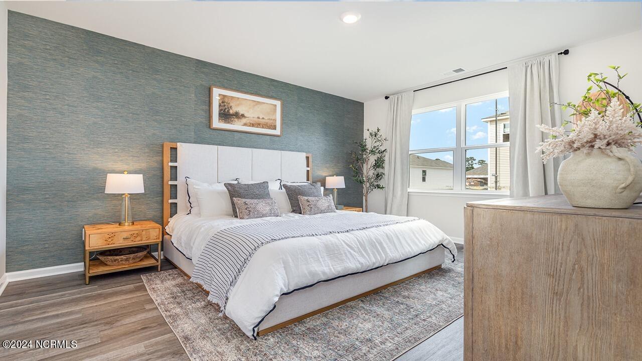 100504610 | Photo 15