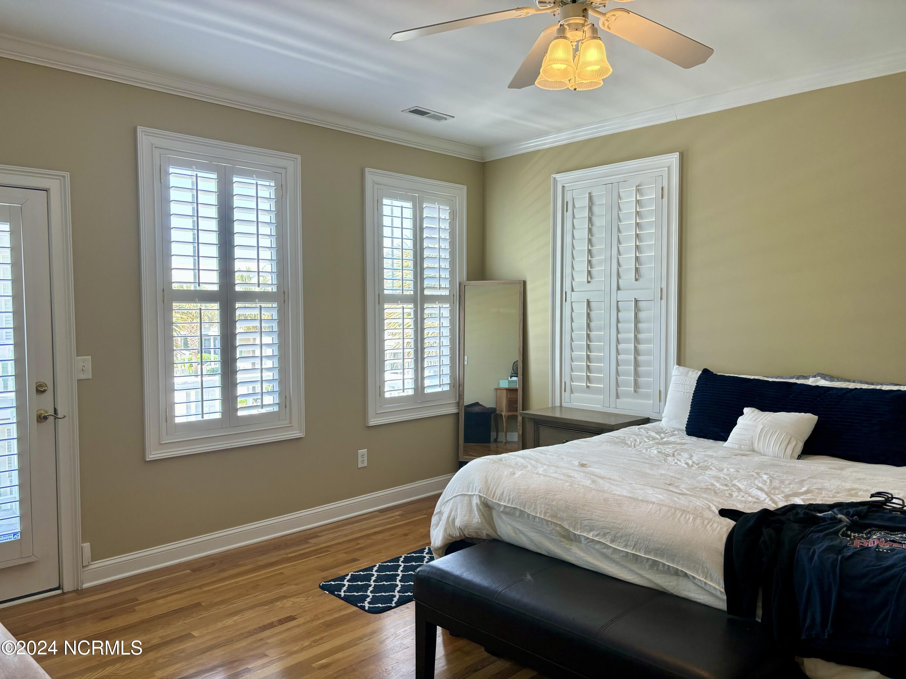 100544447 | Photo 17