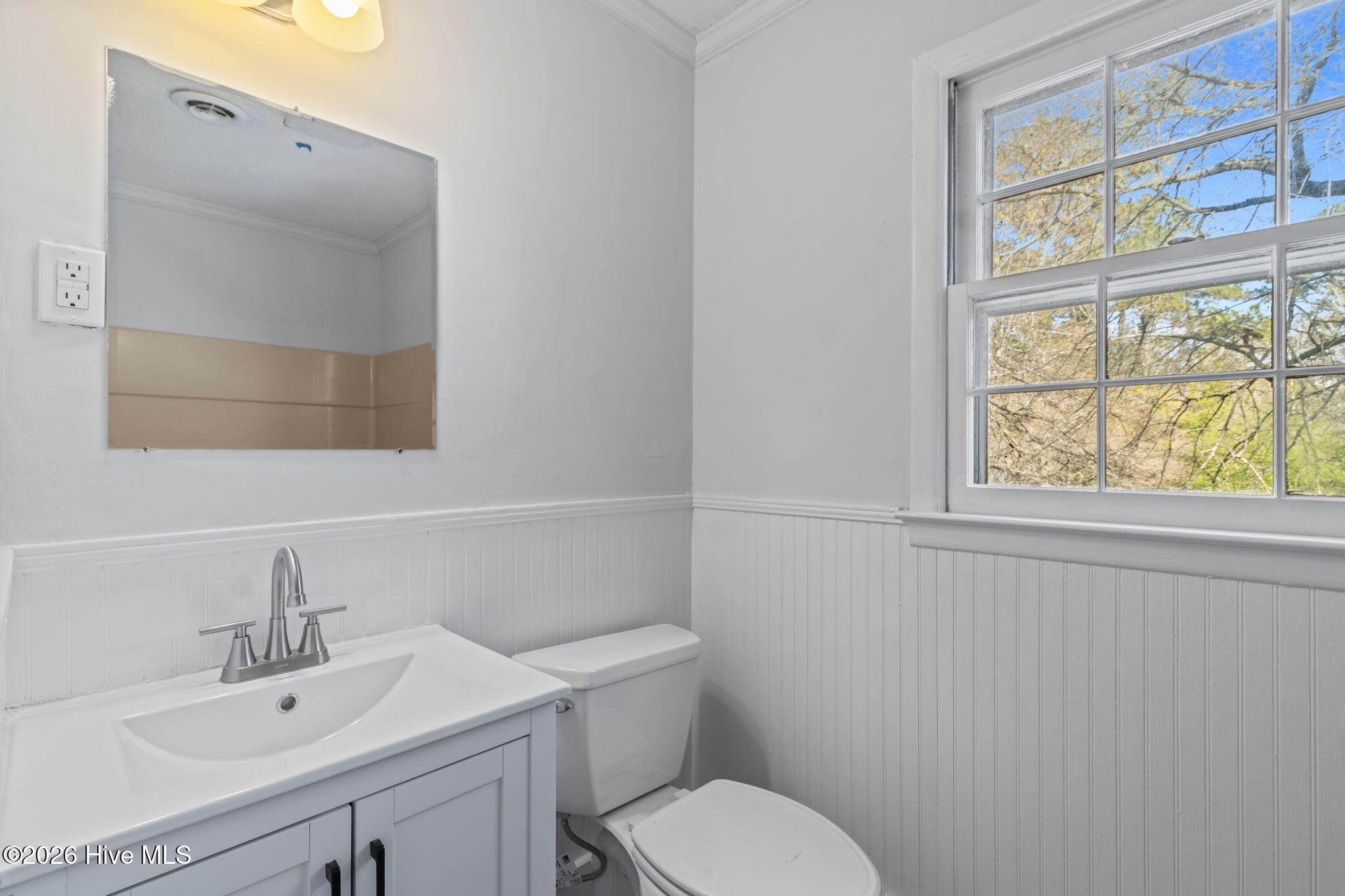 800 Little John Avenue, Jacksonville, NC, 28546