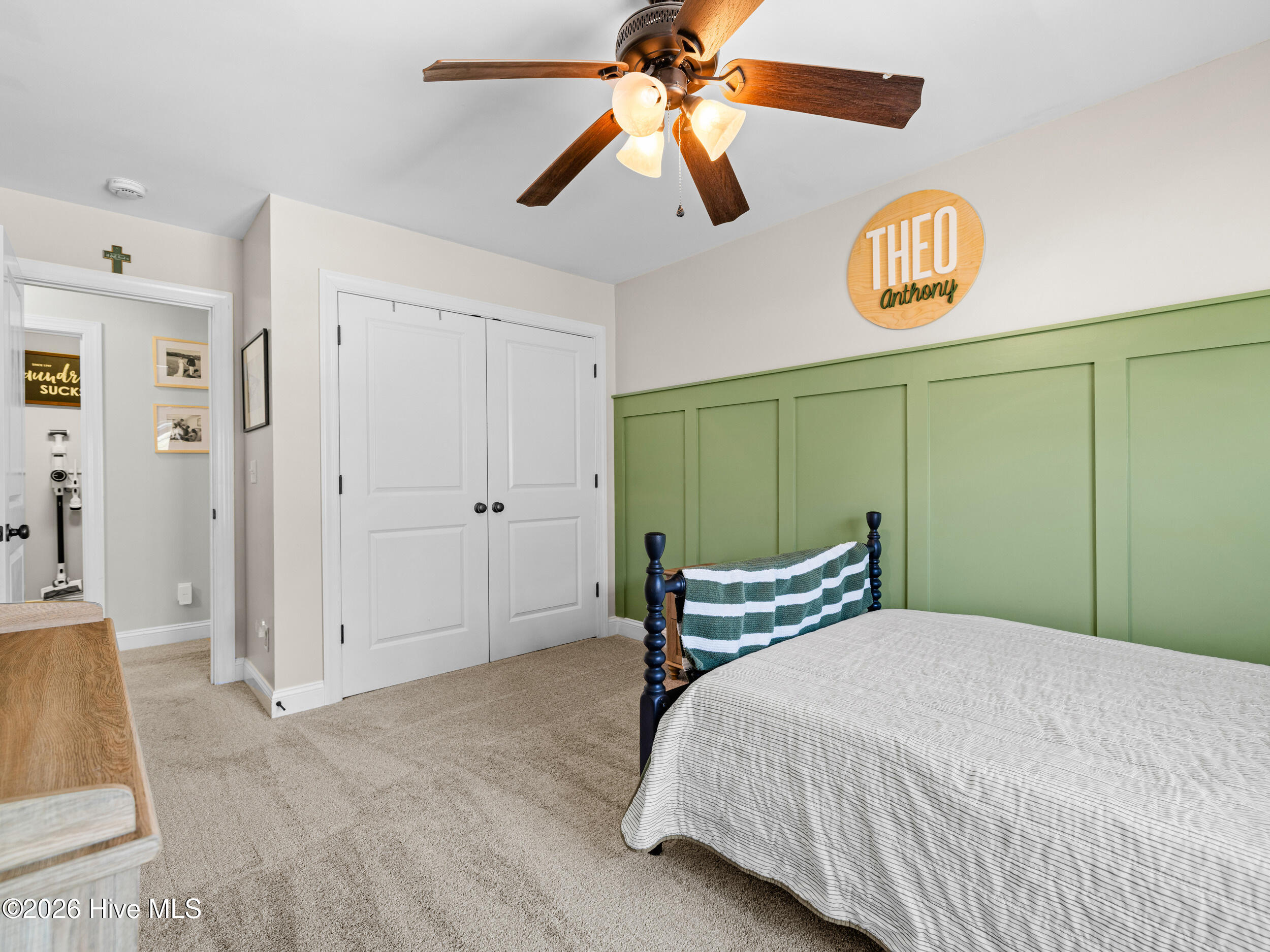 100566633 | Photo 53