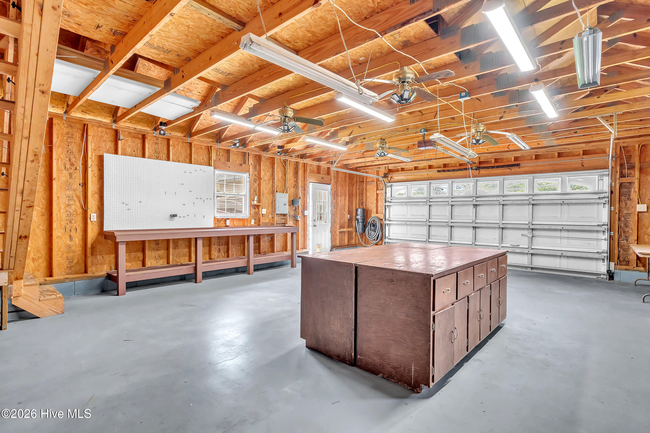 215 Winding Creek Way,Hubert