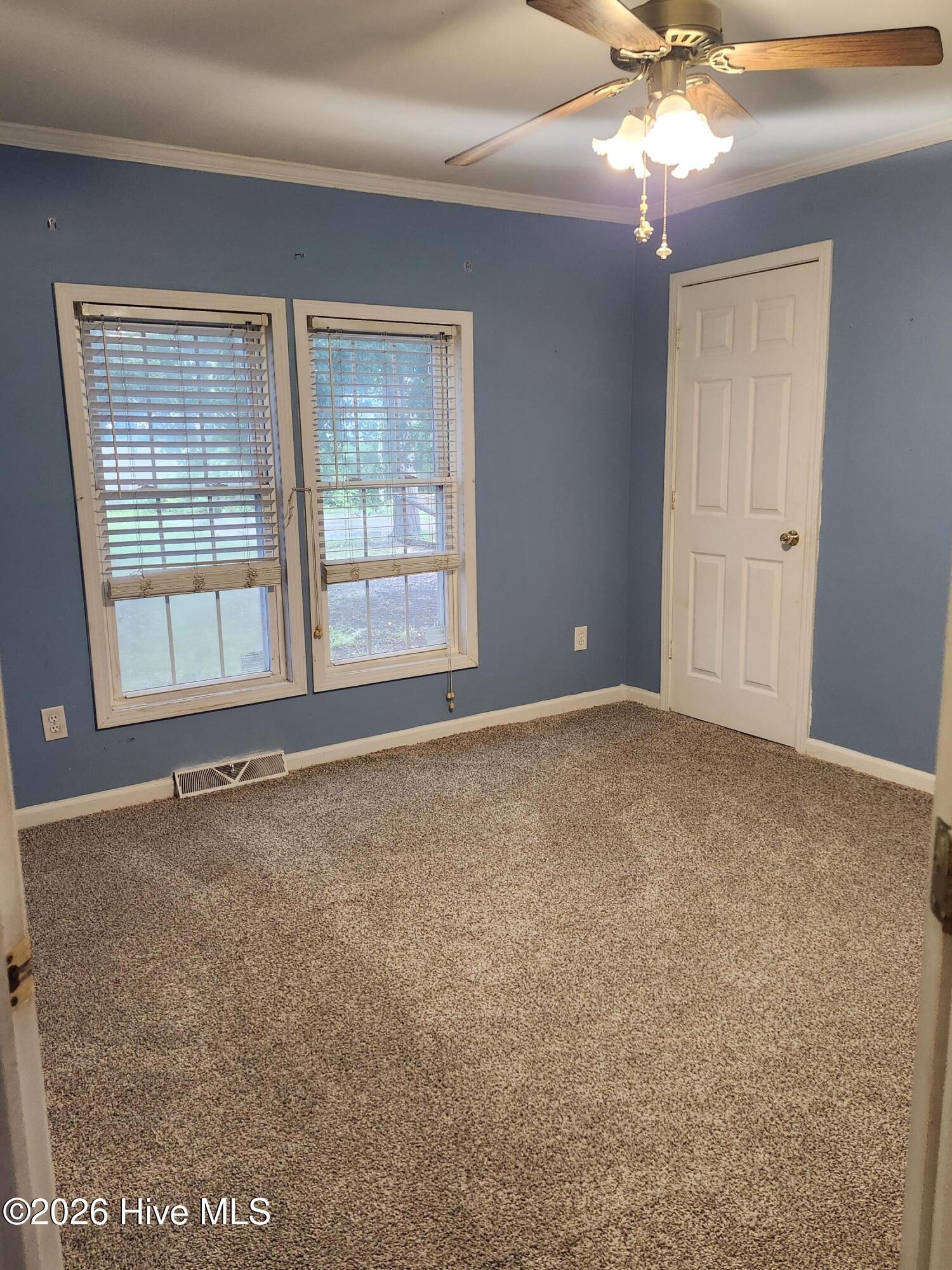 119 Dixon Drive,Newport